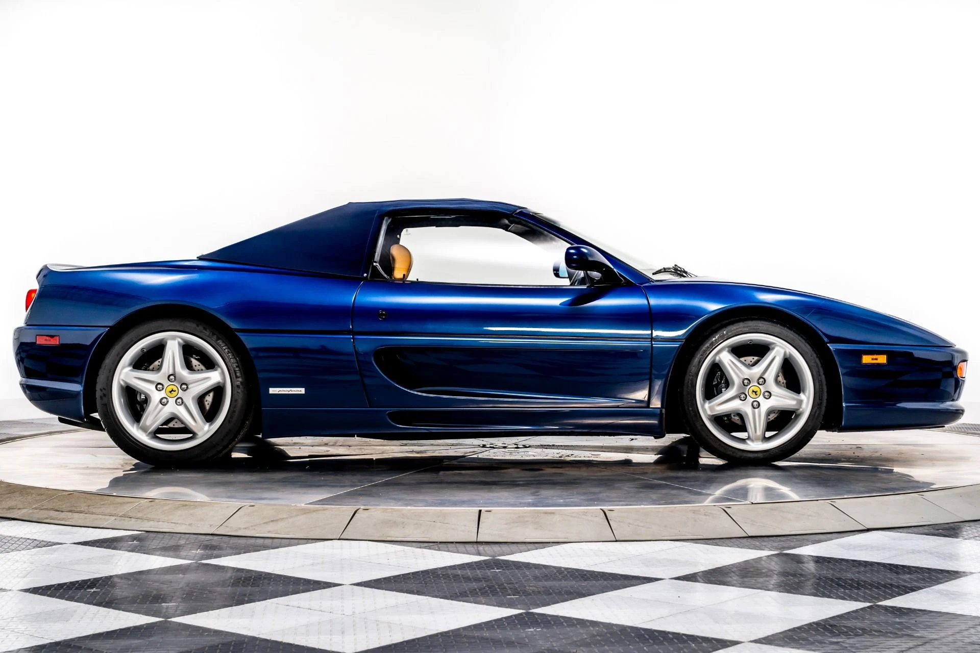 mph017_3054566961_Used_1999_Ferrari_355_F1_Spider_1759861432_174d48ad14