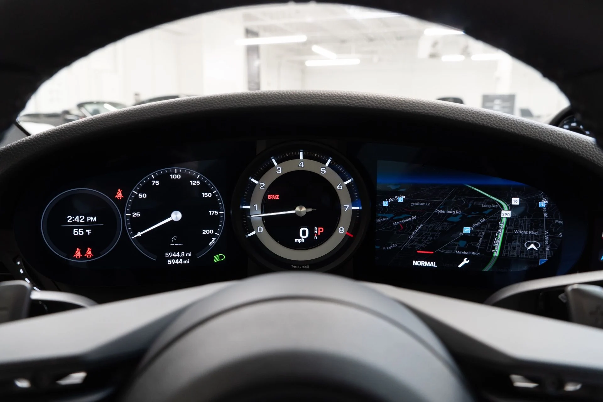 mph017_3055790553_Used_2024_Porsche_911_Carrera_S_1762982926_d1772438bb