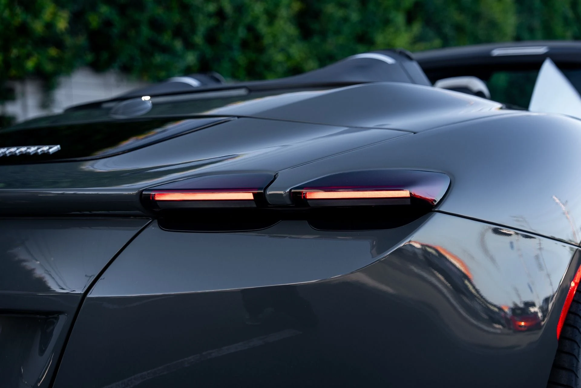 mph017_3063698135_Used_2024_Ferrari_Roma_Spider_1764029077_9d96b7b72e