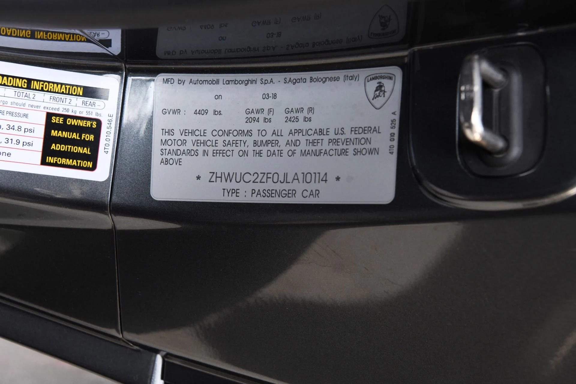 mph017_306614985_Used_2018_Lamborghini_Huracan_LP_580_2_1758056426_e18352b622