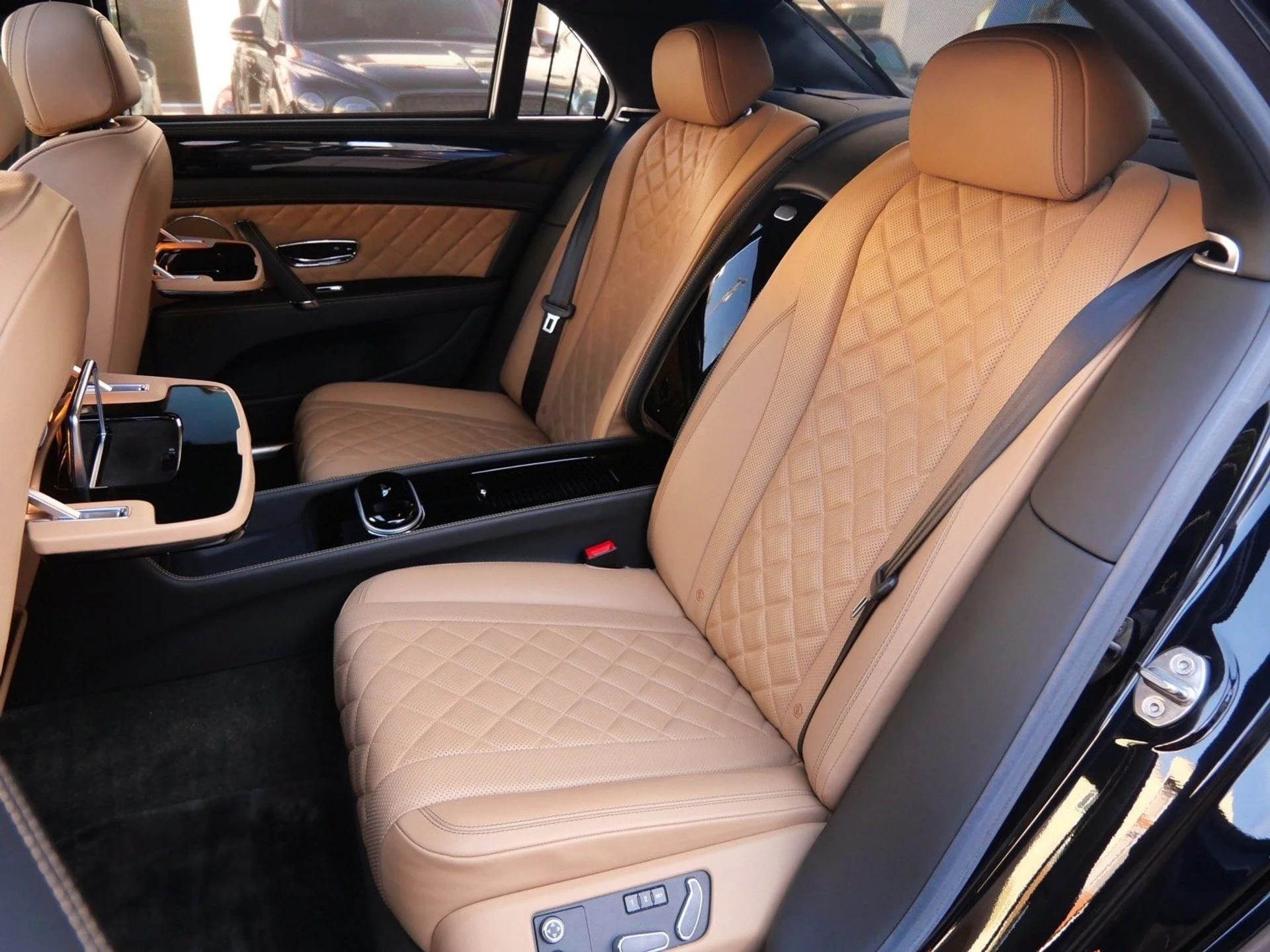 mph017_3067142830_6b32a3131de20c1e6e444218f47bc1adx_e5d0e31642