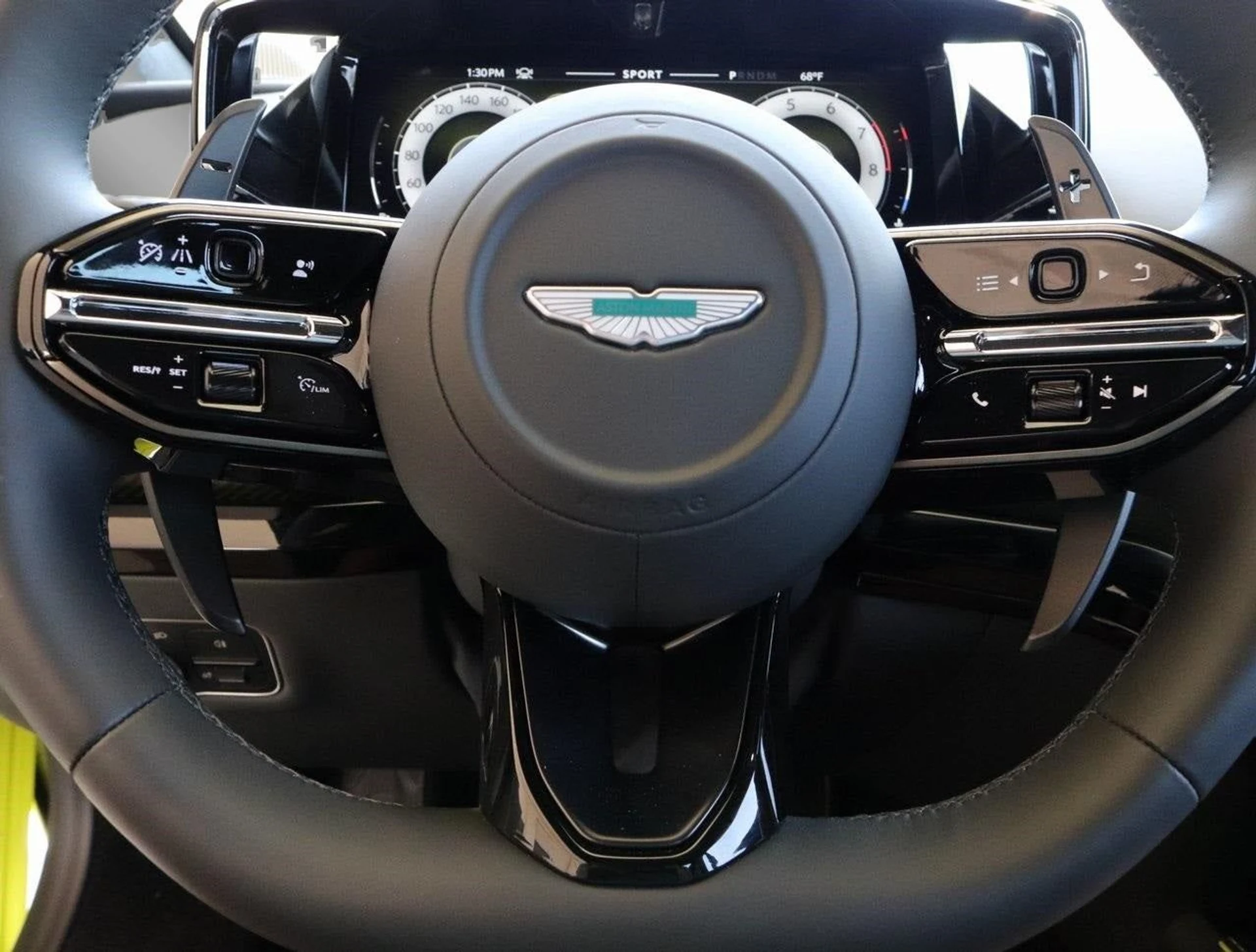 mph017_3069978907_18_fbb6dfb6ab