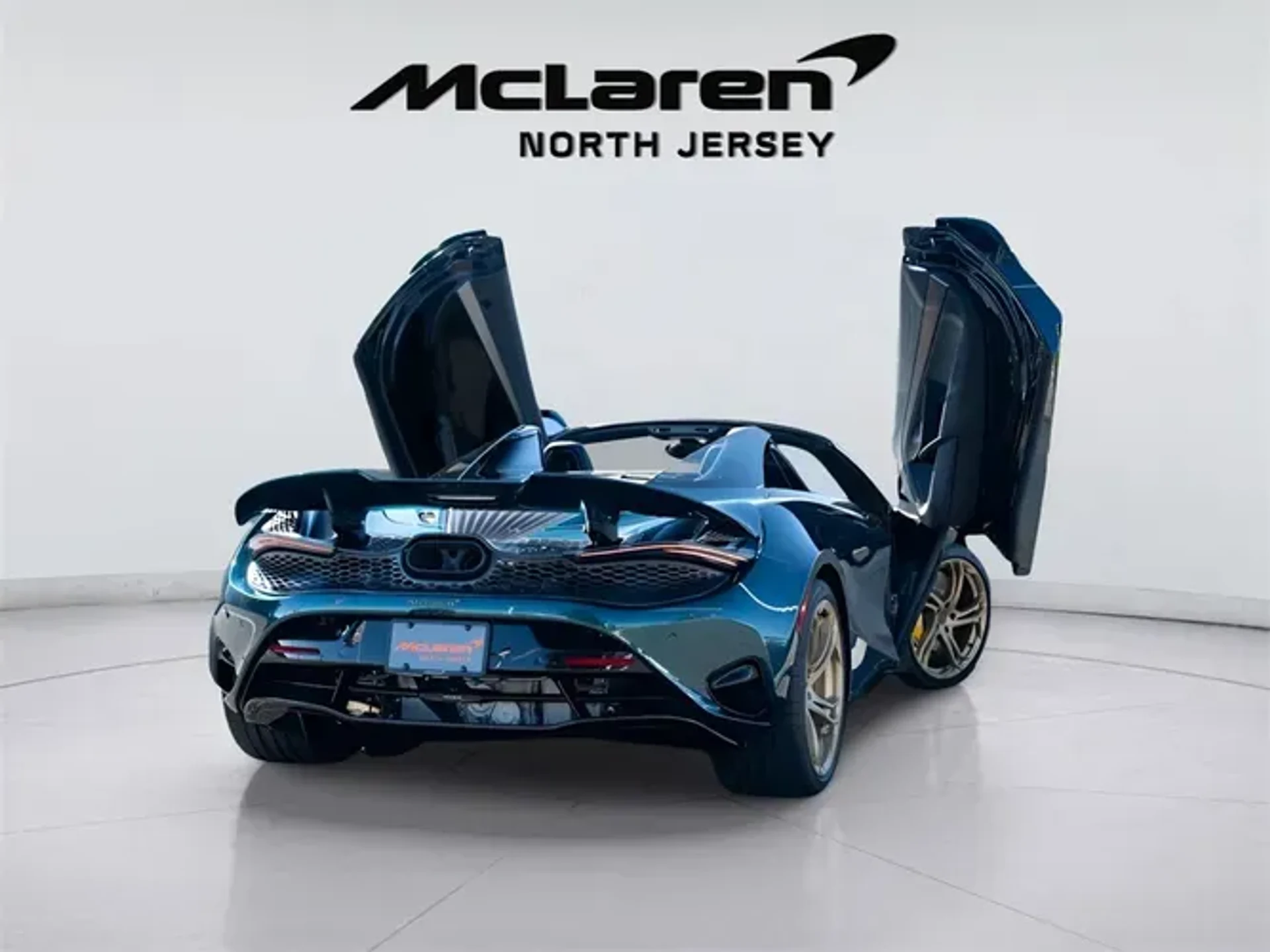 mph017_3076588523_35_Bul_Mu_LB_Hfy_Sxw_S_med_514592c78a