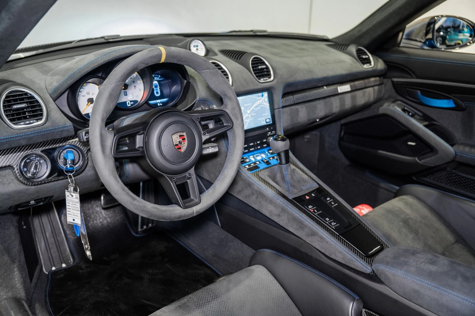 mph017_3077493660_Used_2023_Porsche_718_Cayman_GT_4_RS_1776783912_ba00ccbd68