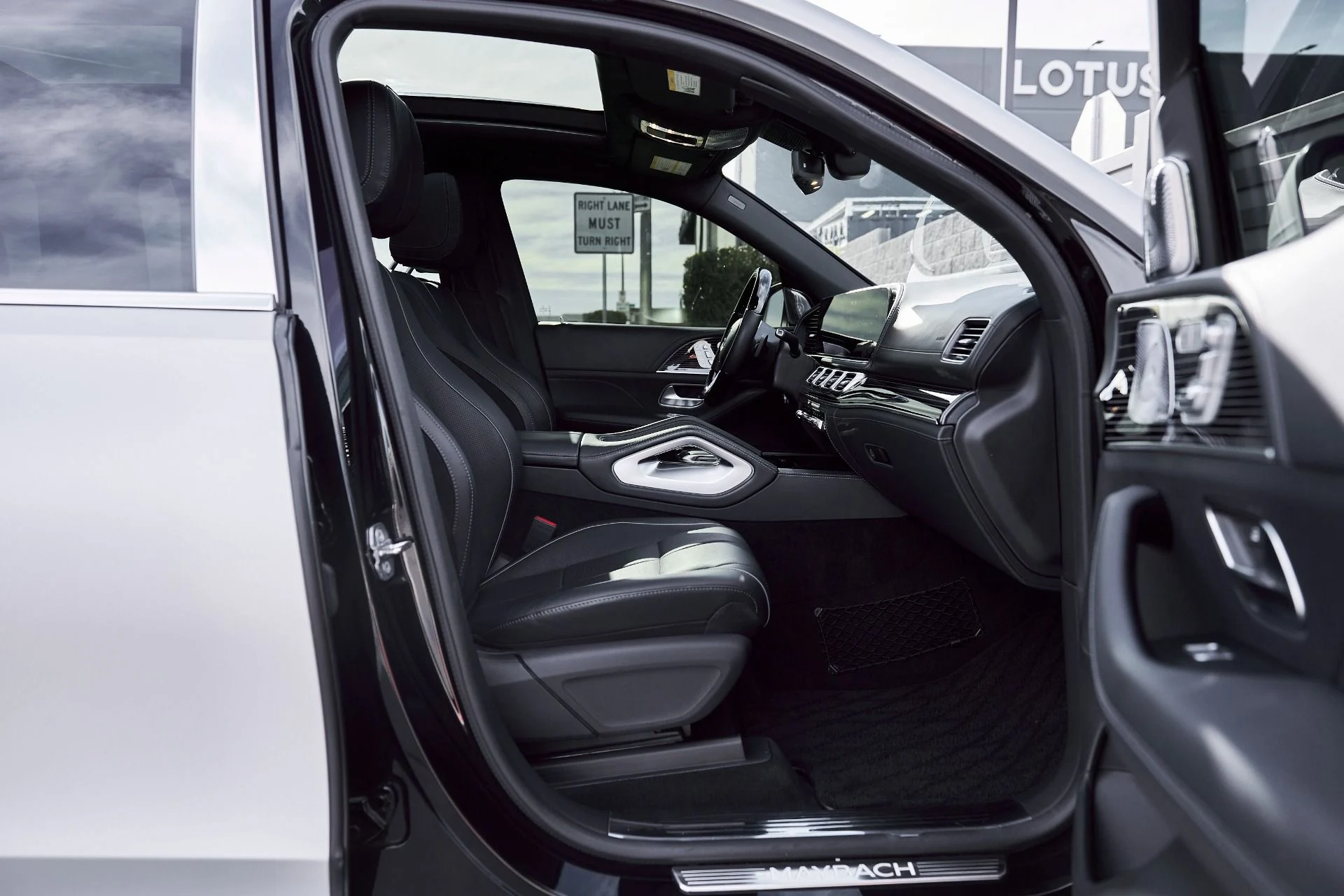 mph017_3077635212_Used_2021_Mercedes_Benz_GLS_Maybach_GLS_600_1768358340_356a7aac71