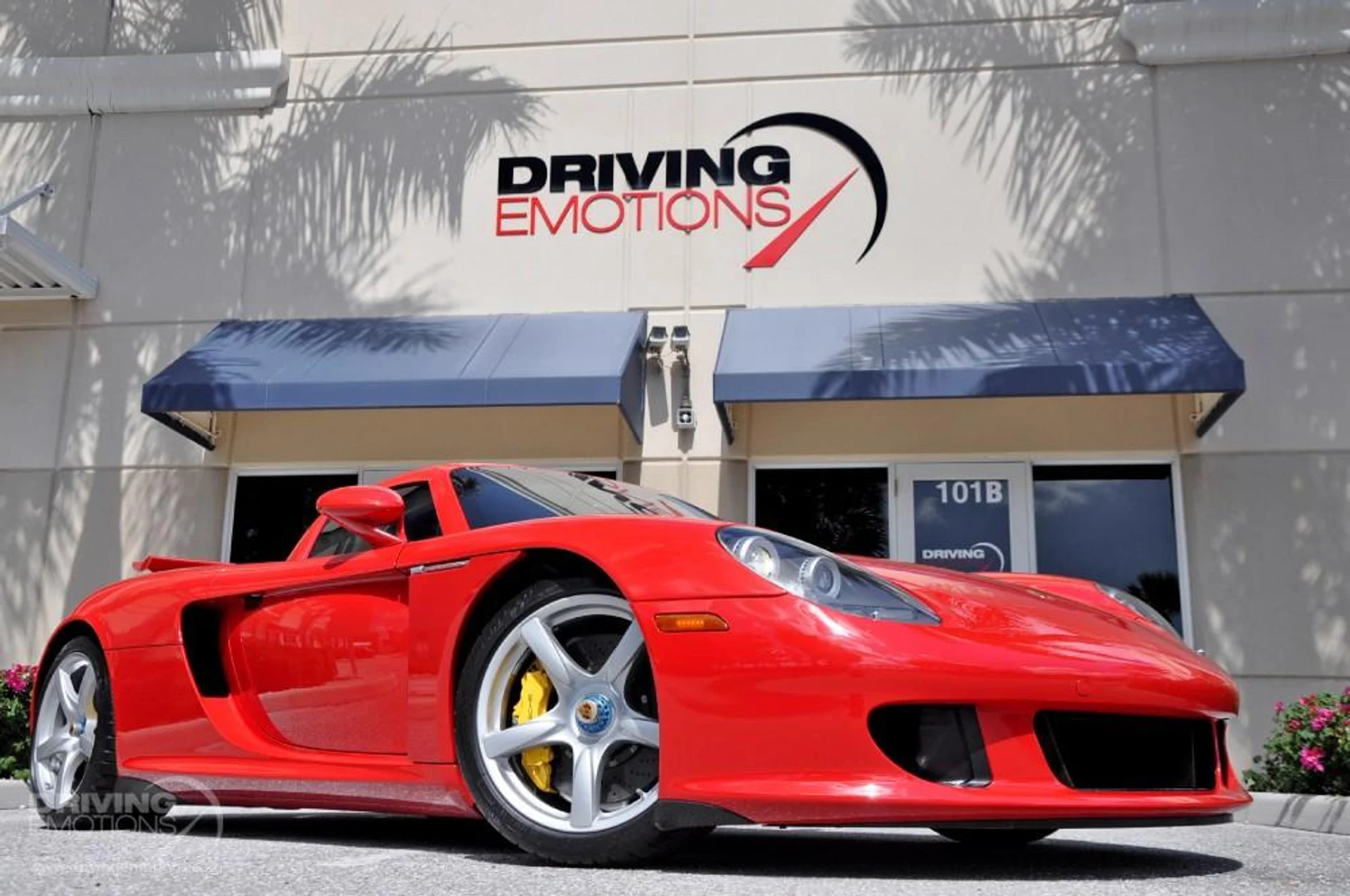 mph017_3079060353_186_p18_l_8c7ec84e26