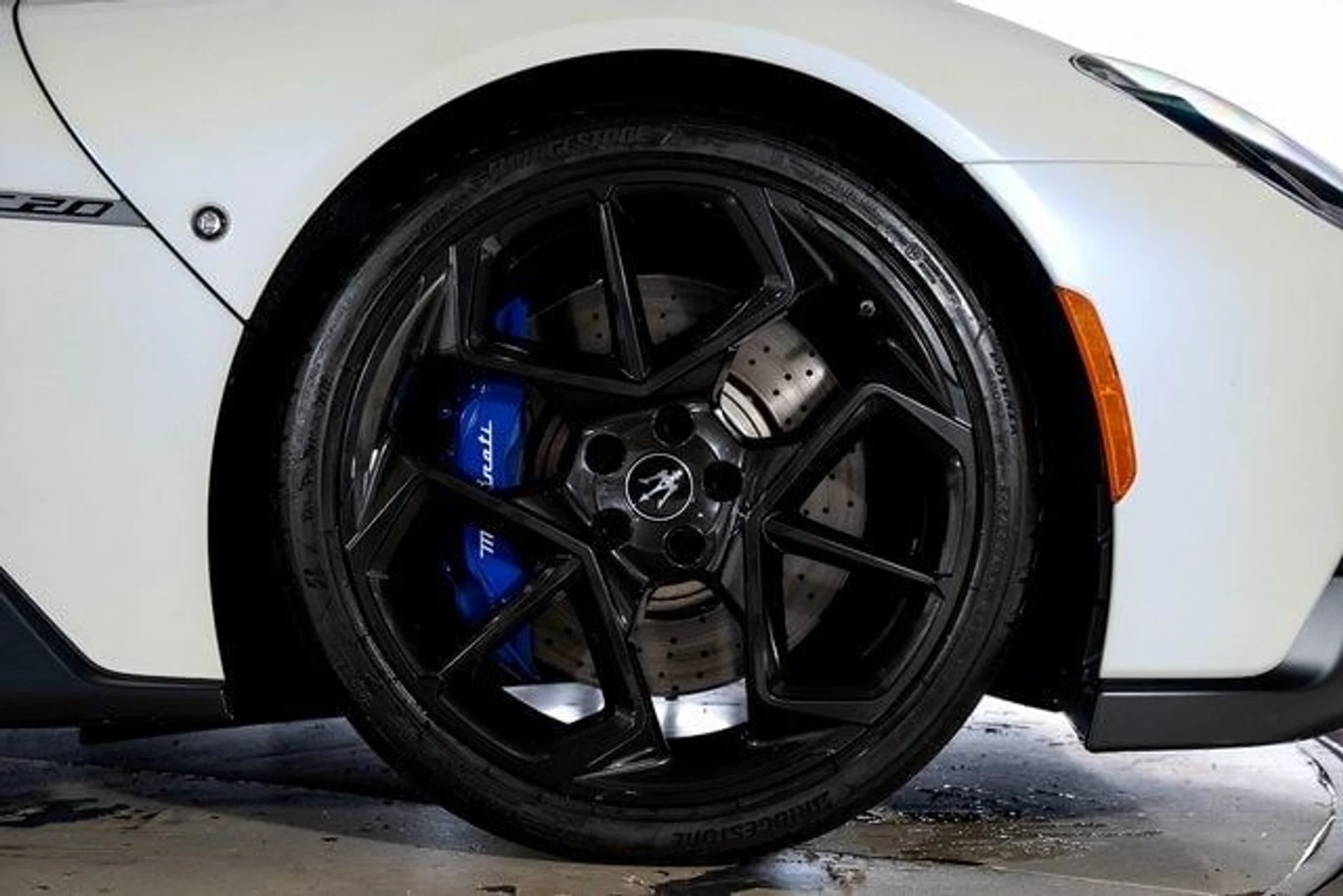 mph017_3084225392_448dc61503d2eaa3bfb883e3b896c594x_85180e4c2f