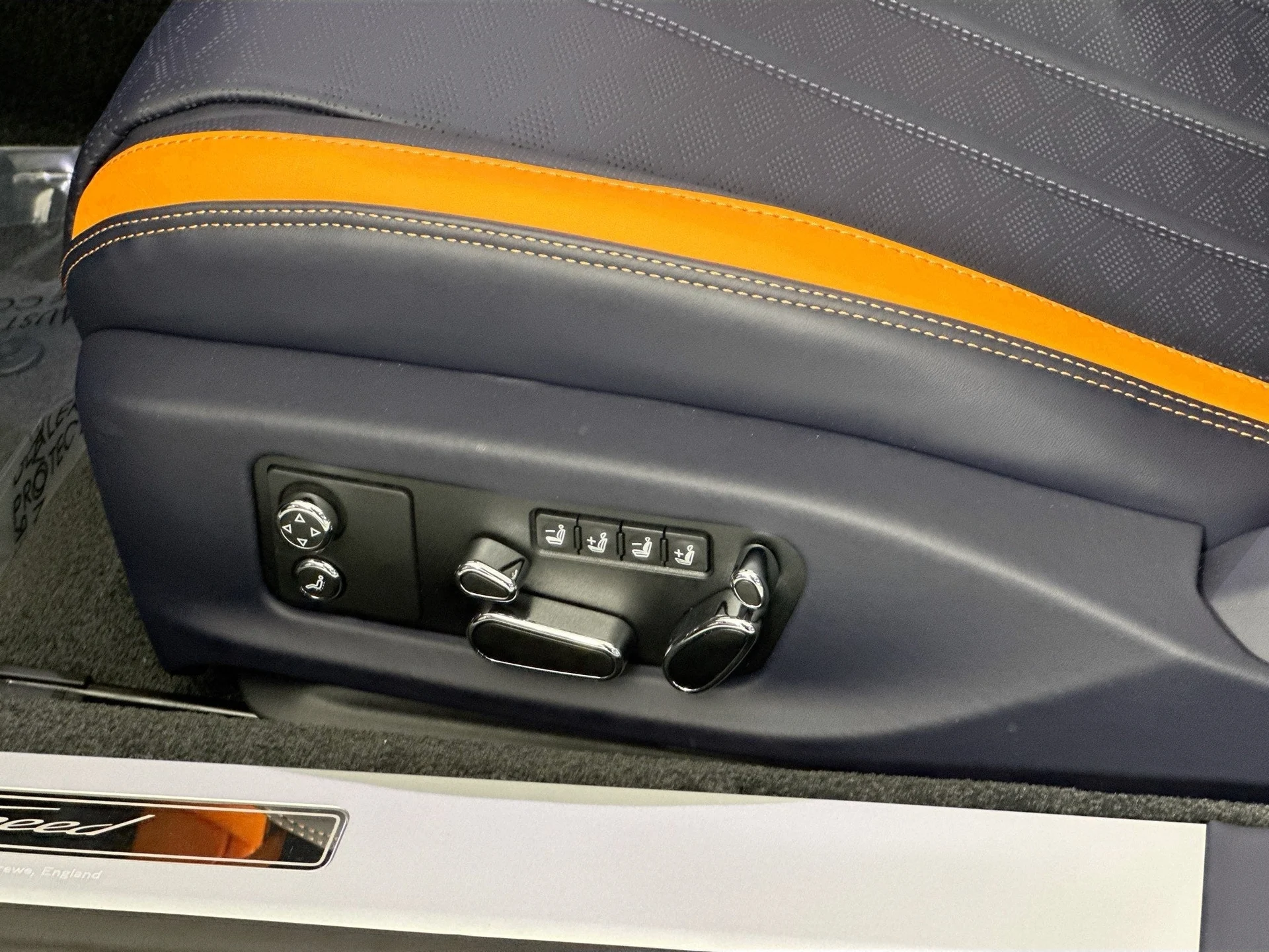 mph017_3095261155_18_3c41a16996