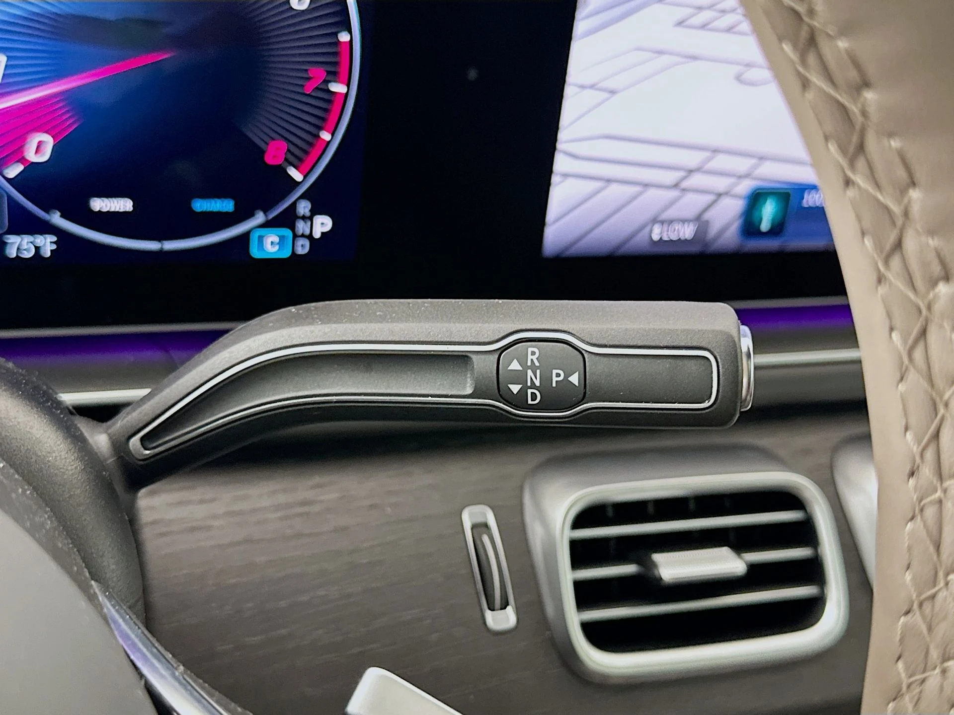 mph017_3097023217_b5cb39b94fe788f7786a12058feba158x_51701d2676