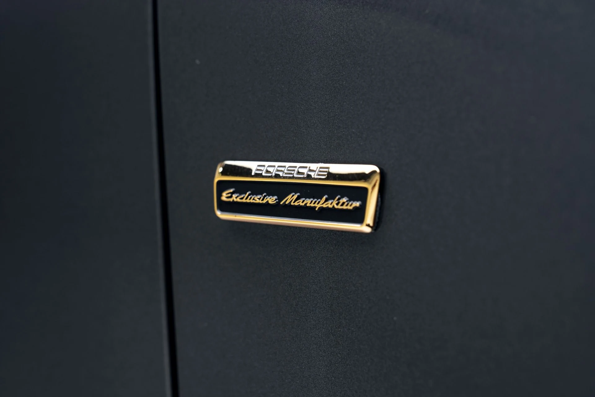 mph017_3098204545_Used_2023_Porsche_911_Sport_Classic_1776441930_4e50132b10