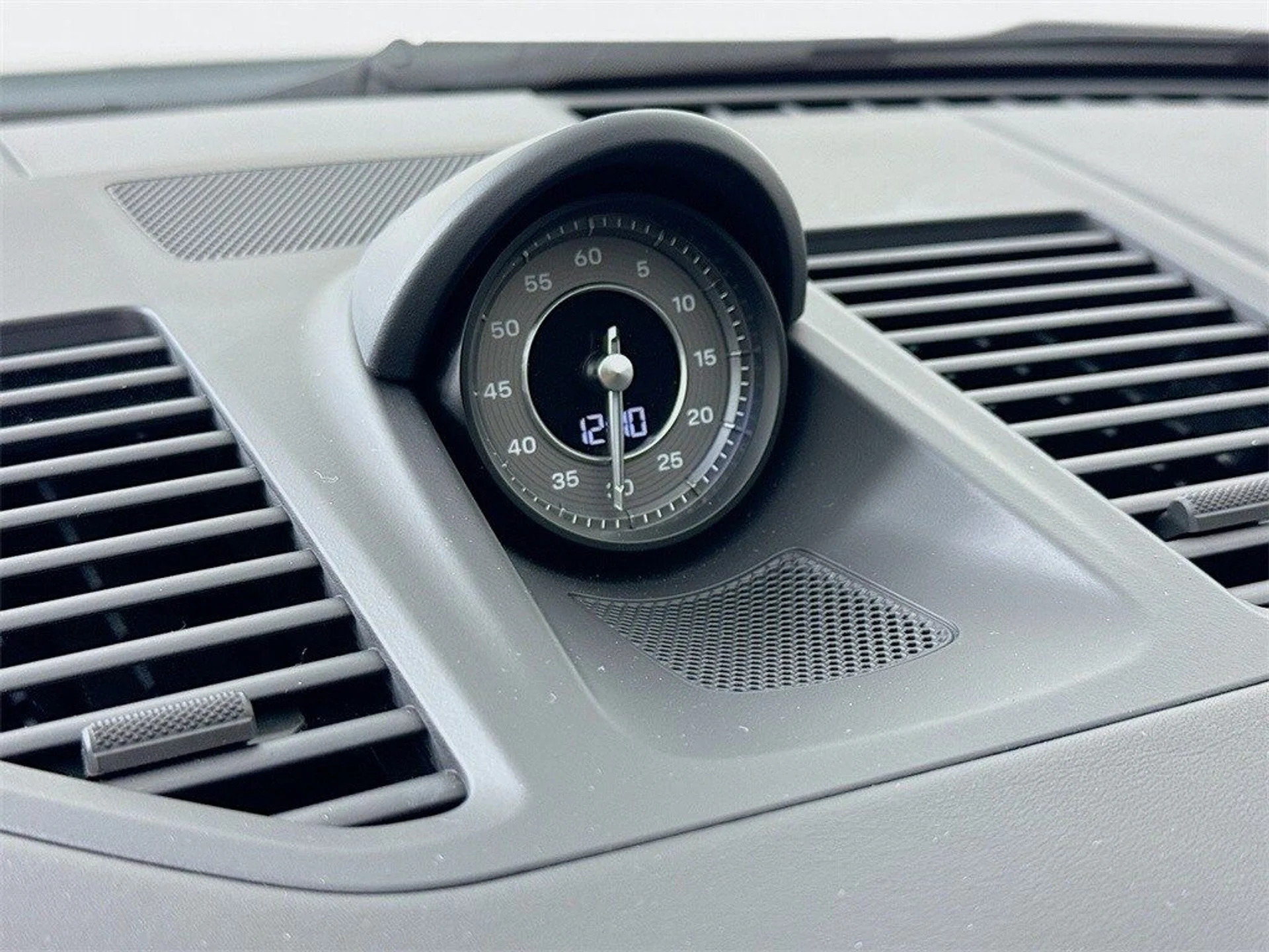 mph017_3105452718_b584dc1749c02666d85c97dc5913ee72x_083b88a29e