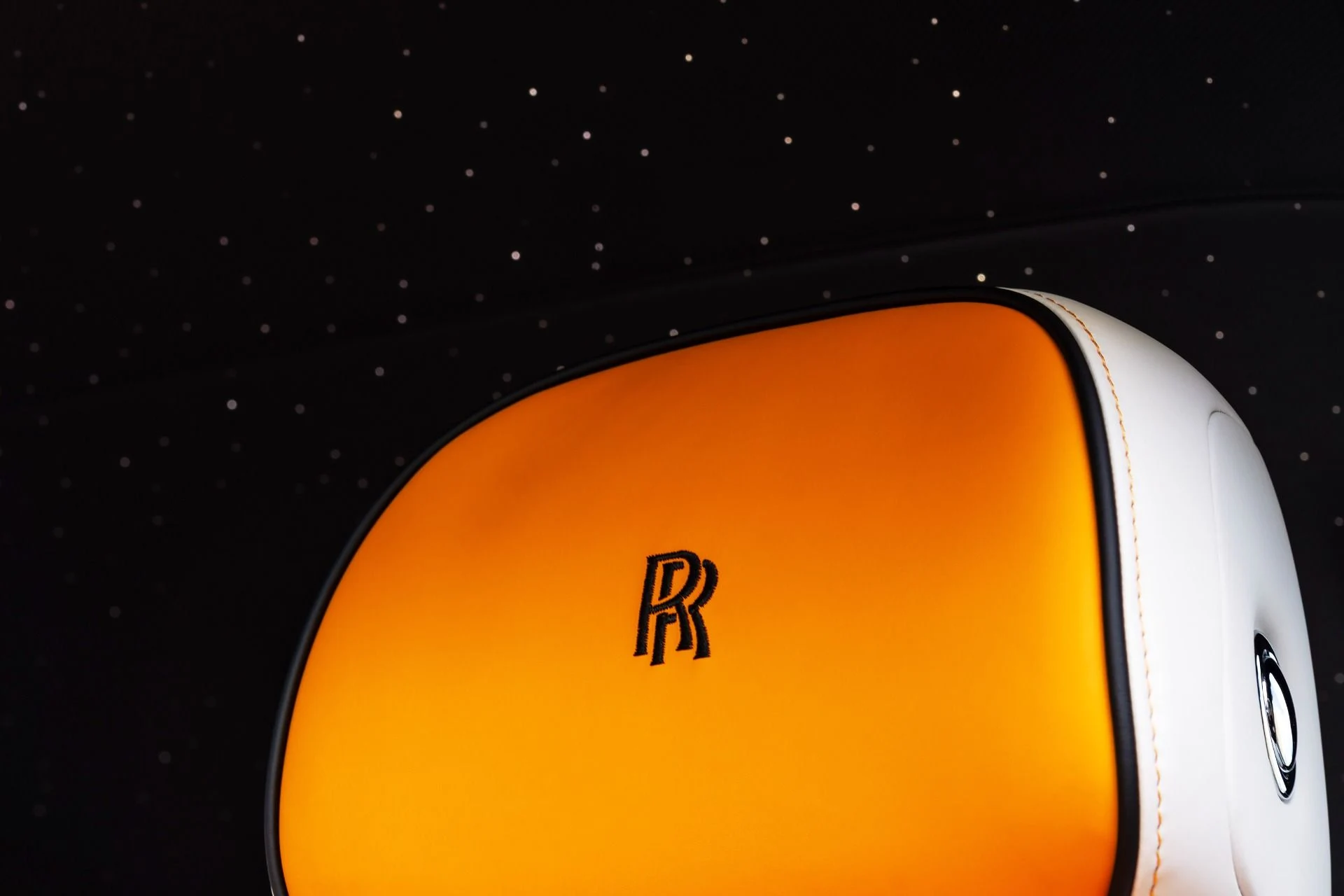 mph017_3119735275_Used_2026_Rolls_Royce_1766185575_21ba984b55