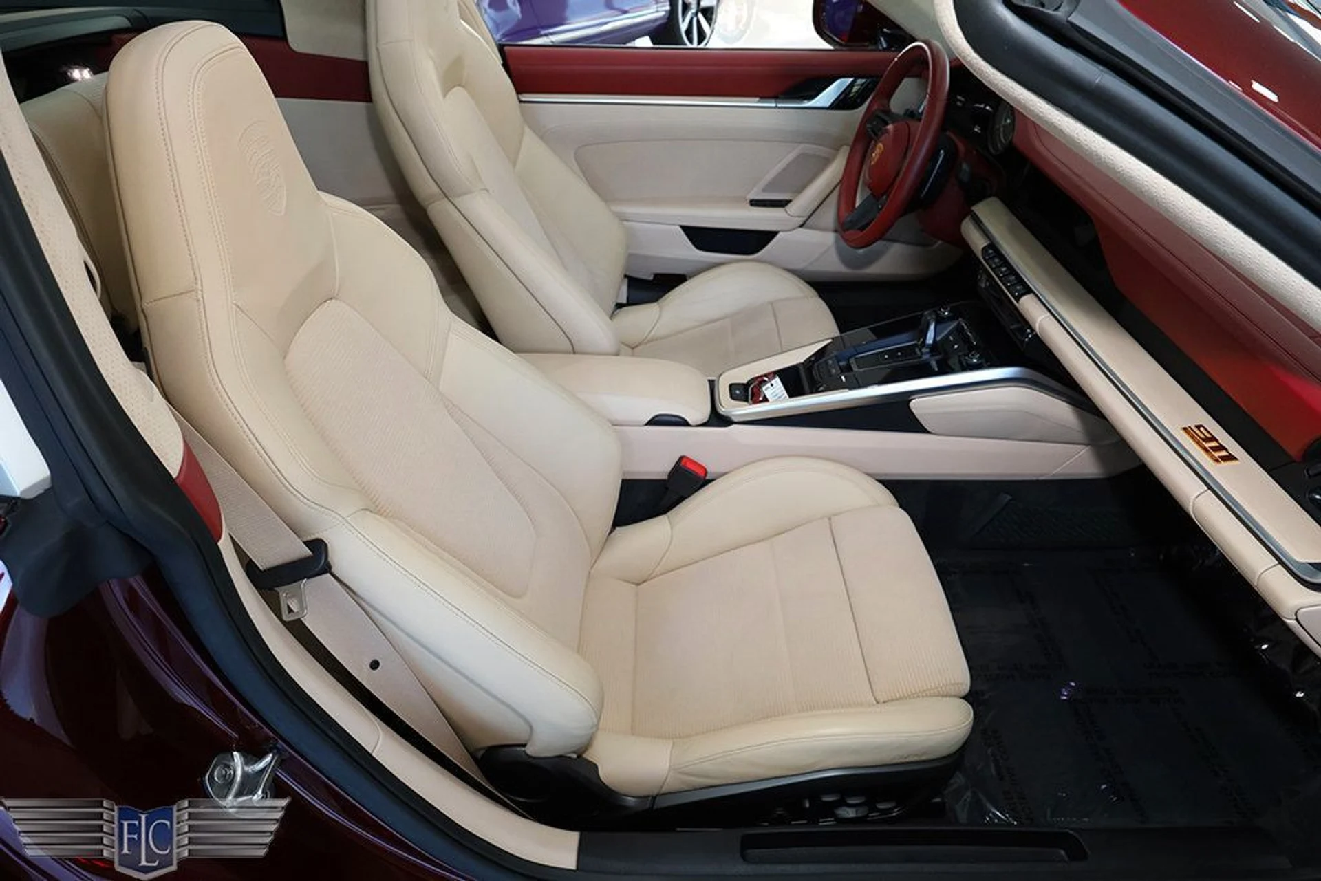 mph017_312064277_used_2021_porsche_911_targa4sheritagedesignedition_9689_22967644_18_1024_0d37933184