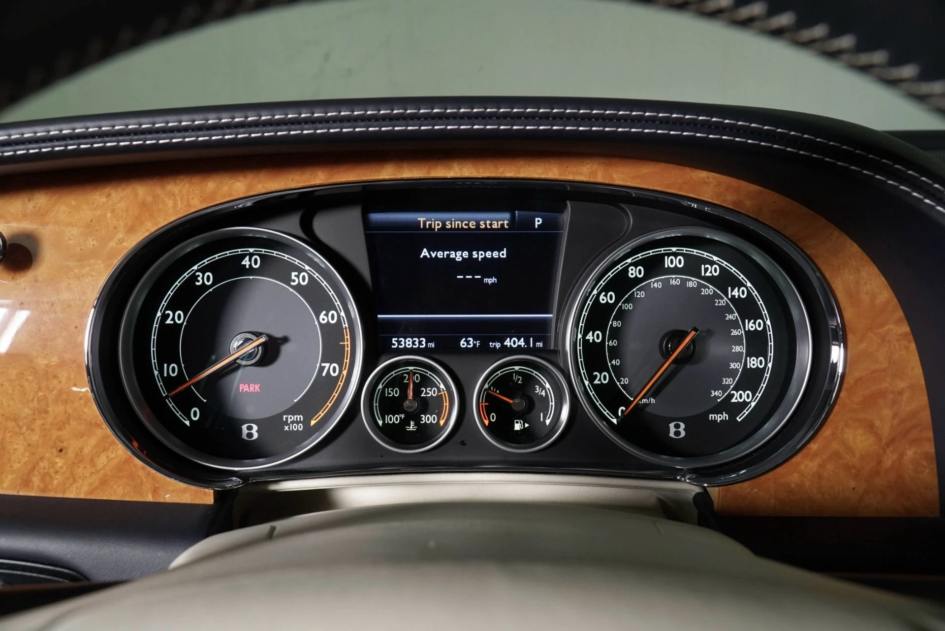 mph017_3121517943_Used_2015_Bentley_Flying_Spur_V8_1773689029_c8e31a6f06