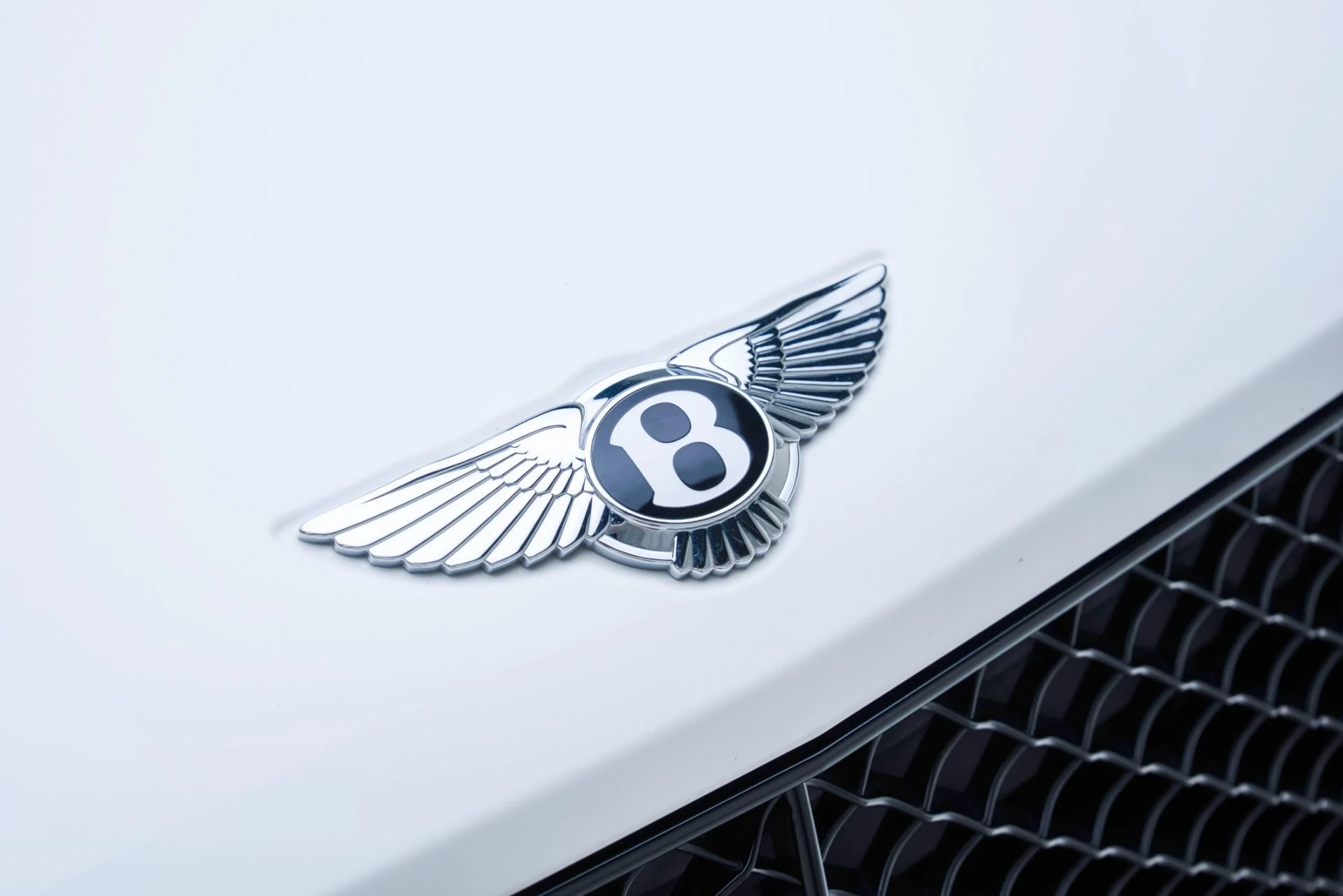 mph017_3123301210_Used_2022_Bentley_Bentayga_S_V8_1779389861_e5510ad864