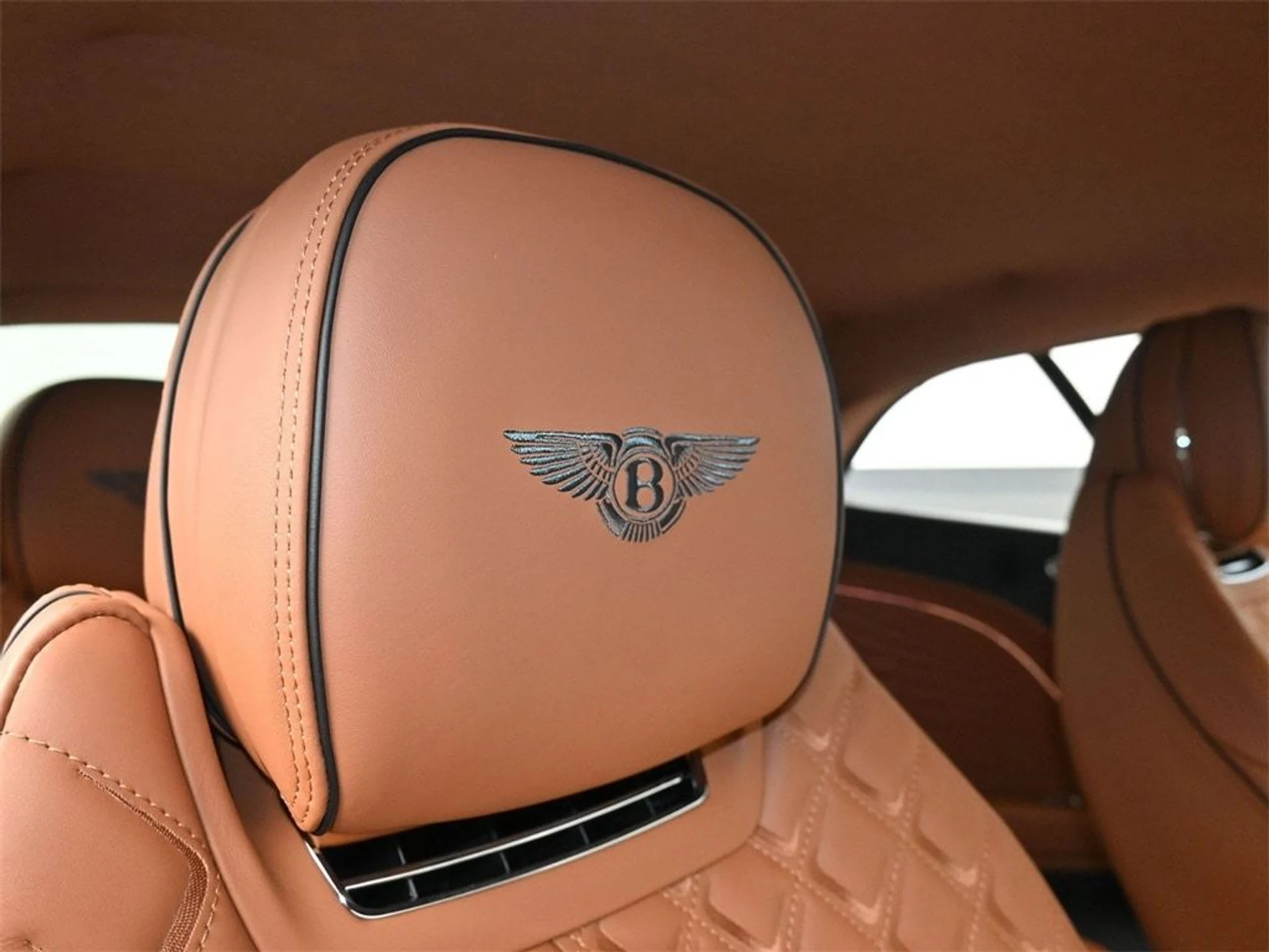 mph017_3156455991_76ea4c2121086f7cfb85f34432cce2afx_c1690211ec