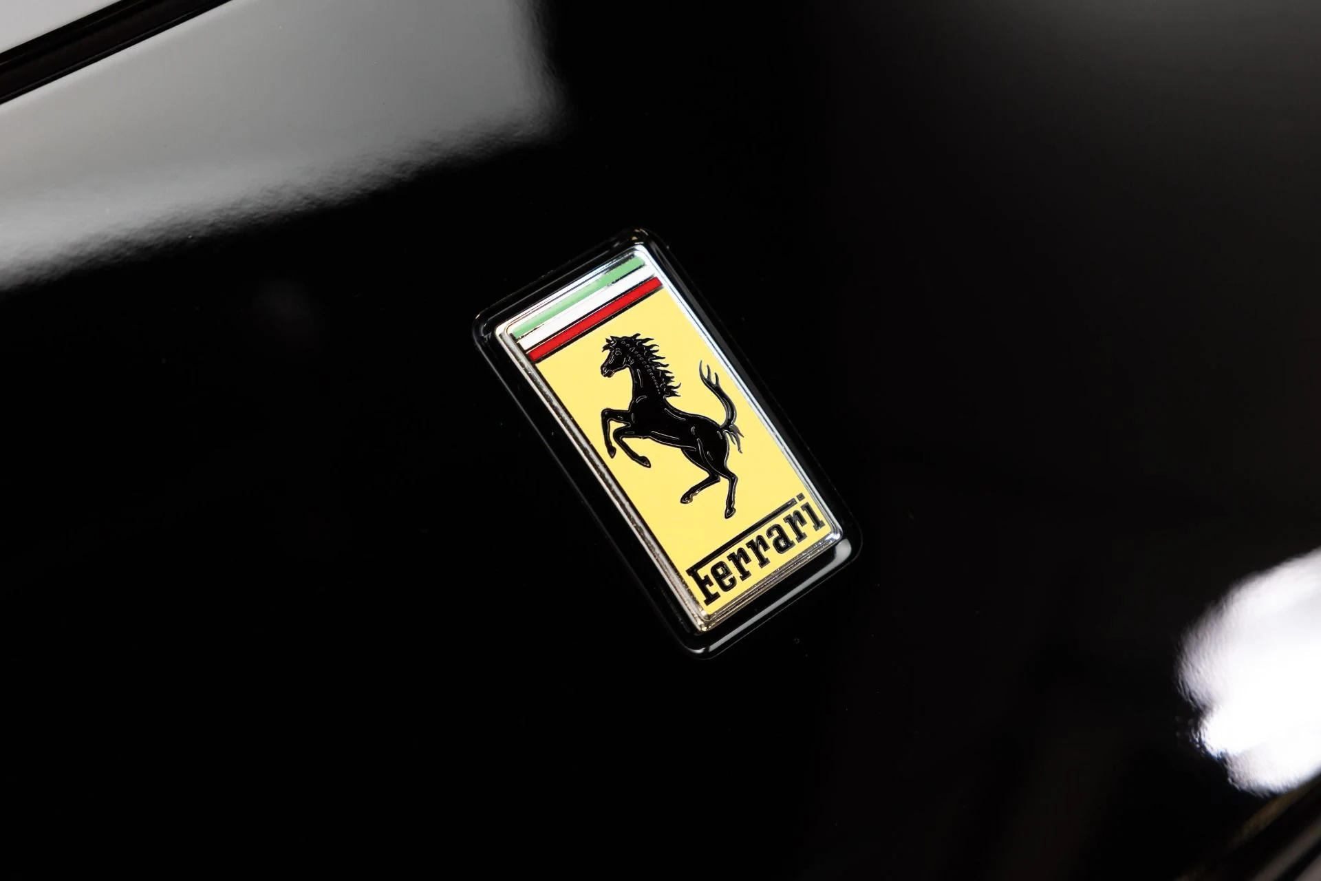 mph017_3158319333_Used_2014_Ferrari_F12berlinetta_1784559579_19510f4d7c