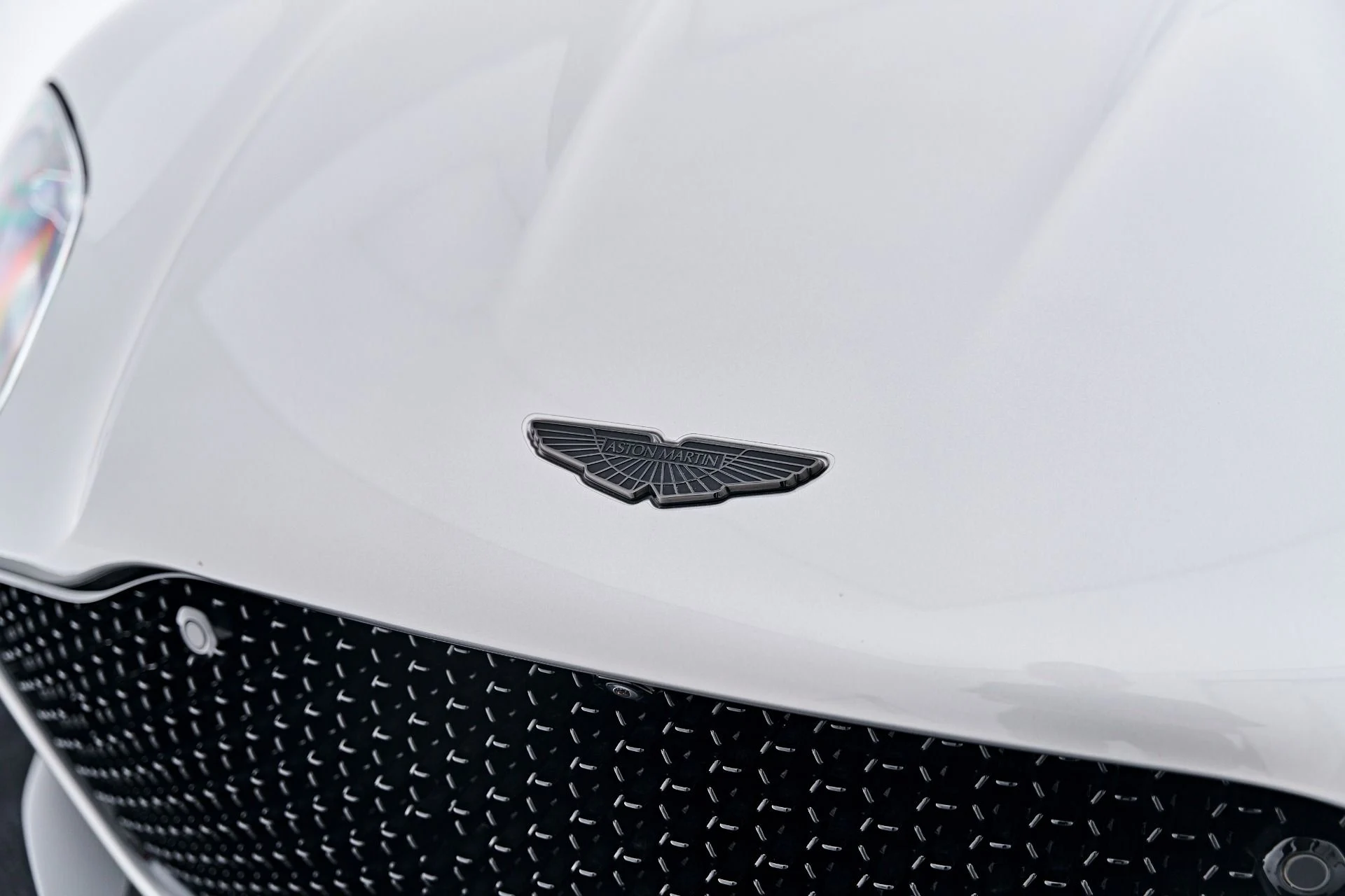 mph017_3162735289_Used_2023_Aston_Martin_DBS_1790369853_b7ea9e881f