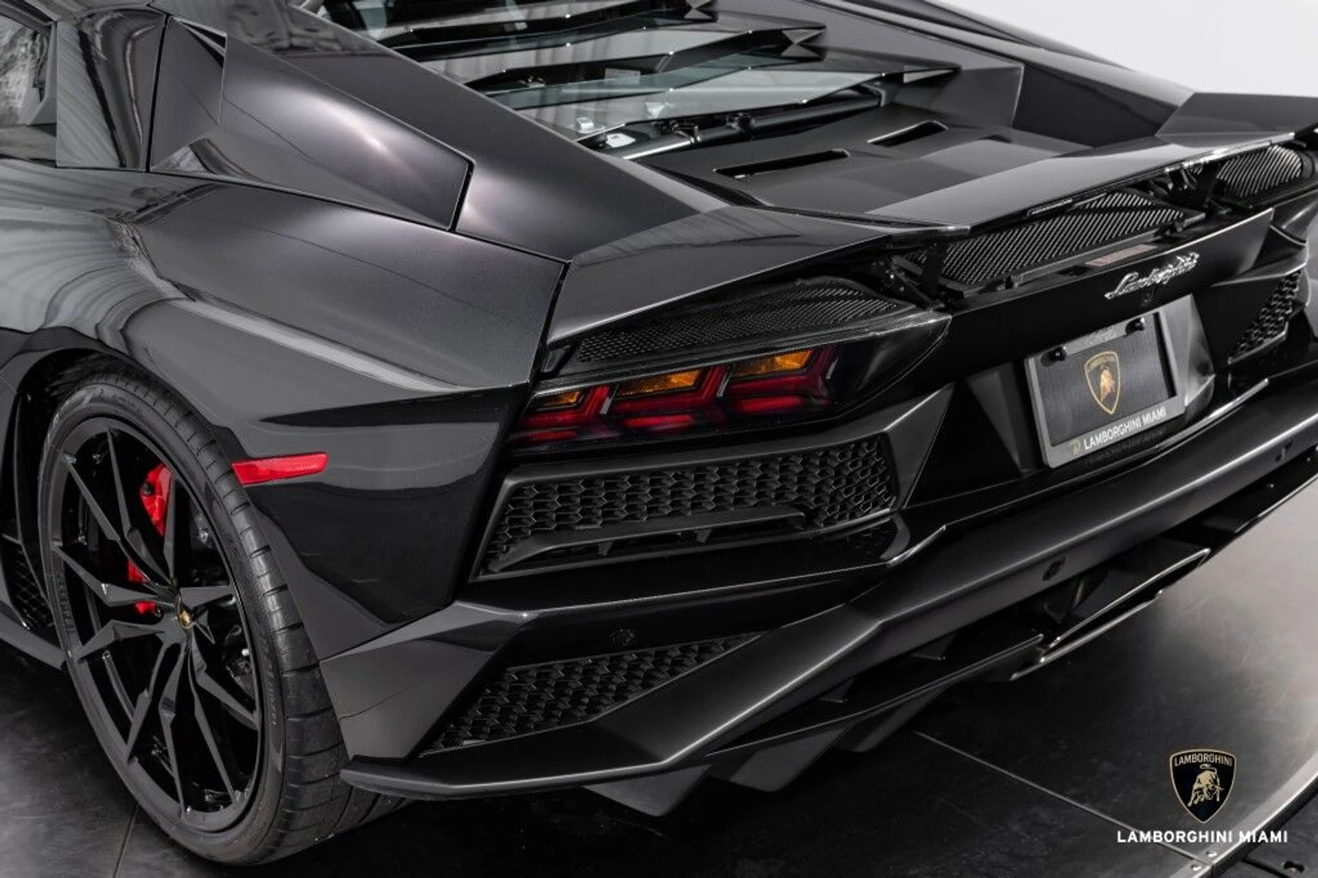 mph017_3162901809_cdd26409eaaf9772e423611d320e3eb3_7d1bead933