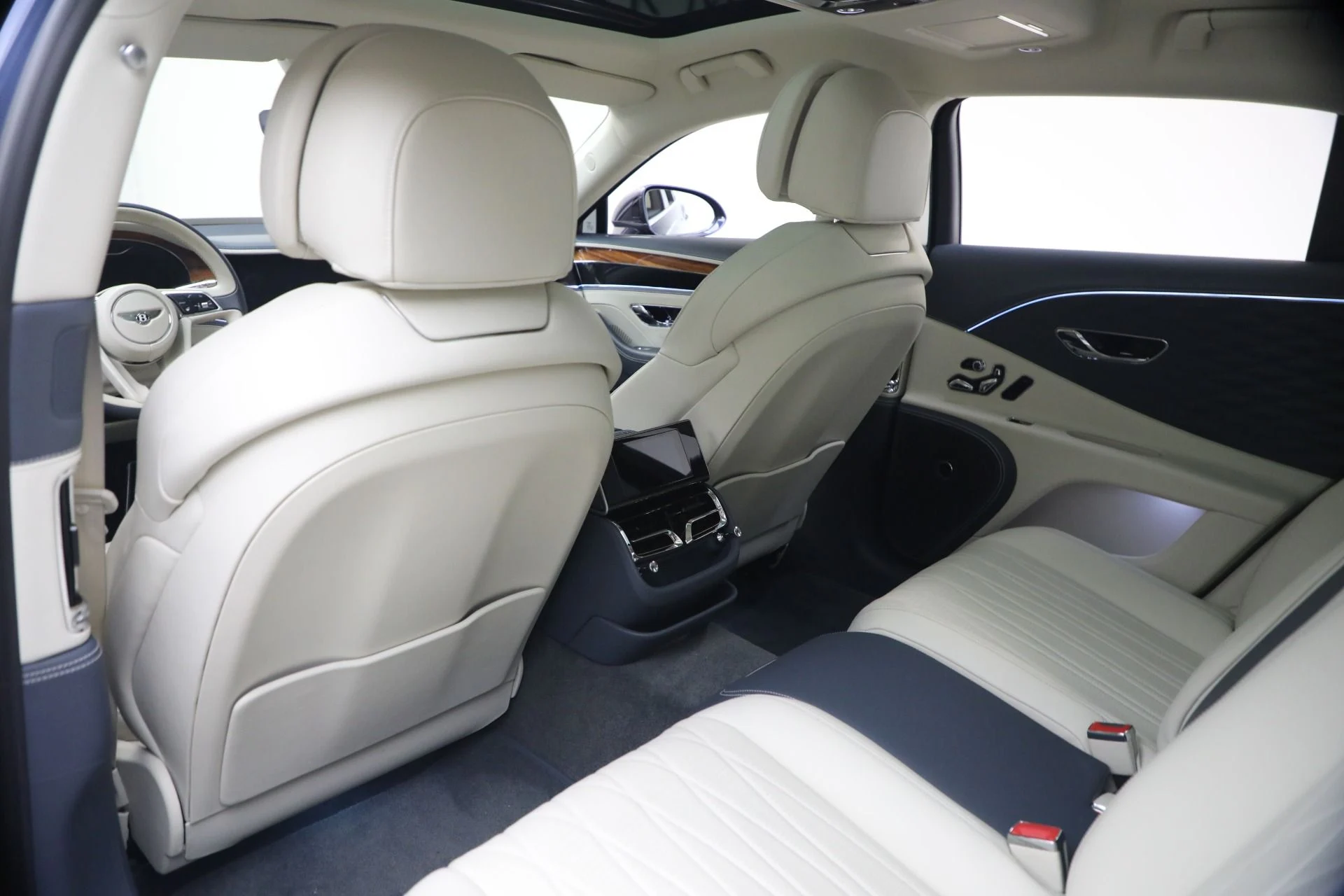 mph017_3163657381_Used_2020_Bentley_Flying_Spur_W12_1770077960_ed01303b19