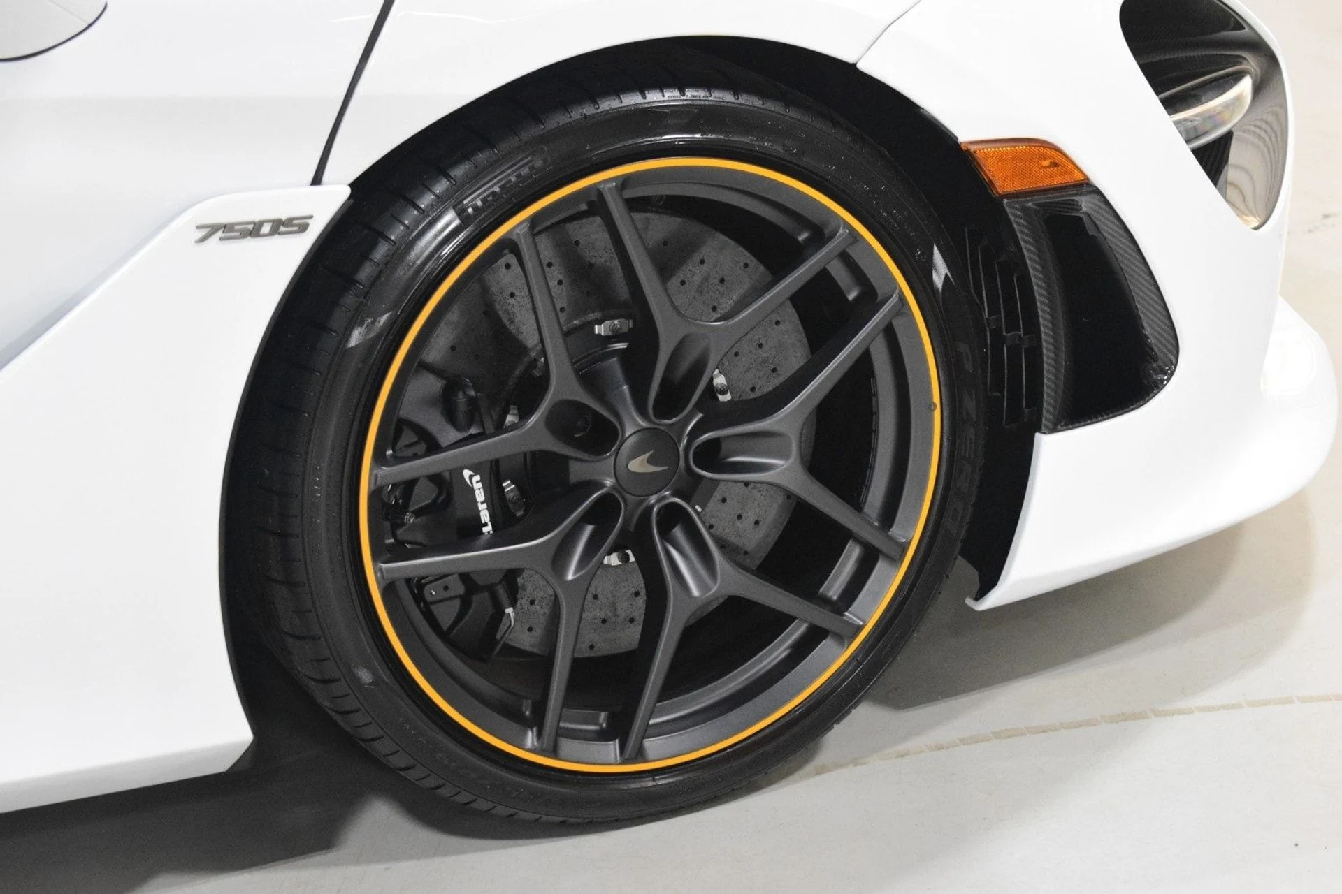 mph017_3164778002_7c44071748f5b06182e605140c5d15fex_48d27e86a0