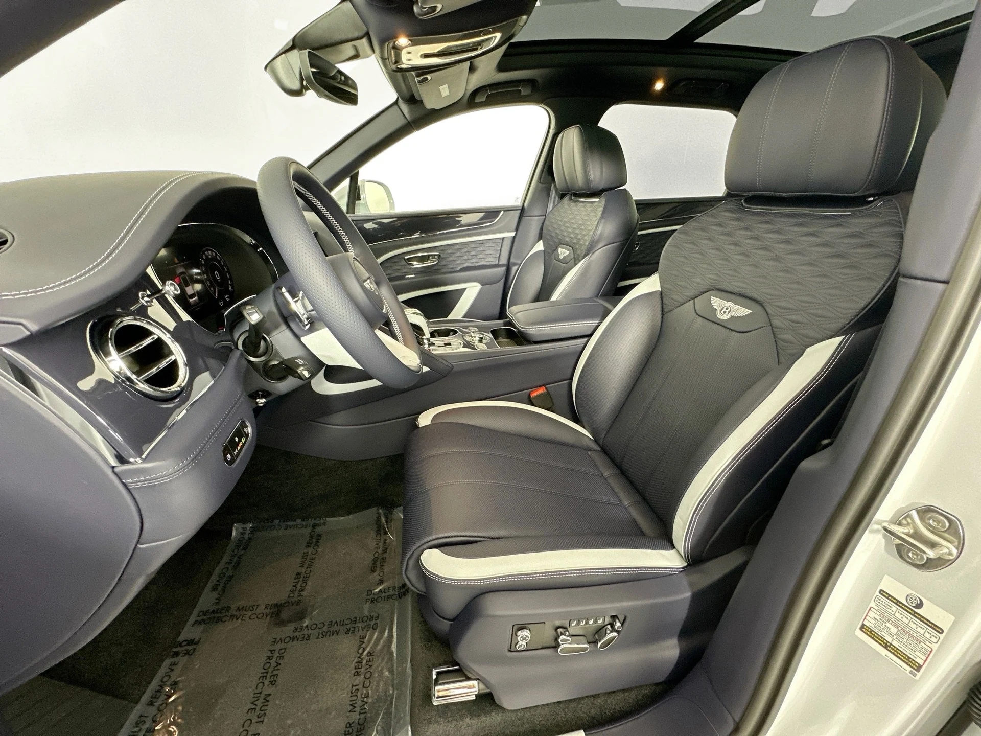 mph017_3179135107_18_2f15524104