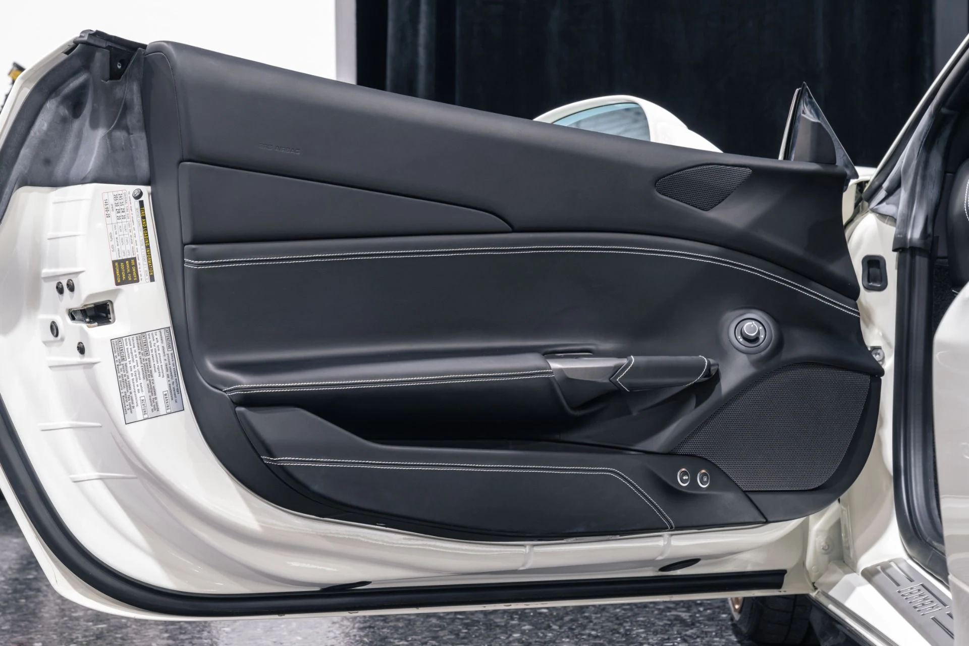 mph017_3184028184_Used_2017_Ferrari_488_GTB_FULL_Novitec_Build_w_a_300_K_MSRP_Over_100_K_in_Novitec_Capristo_Add_Ons_1741059109_5216a666a1