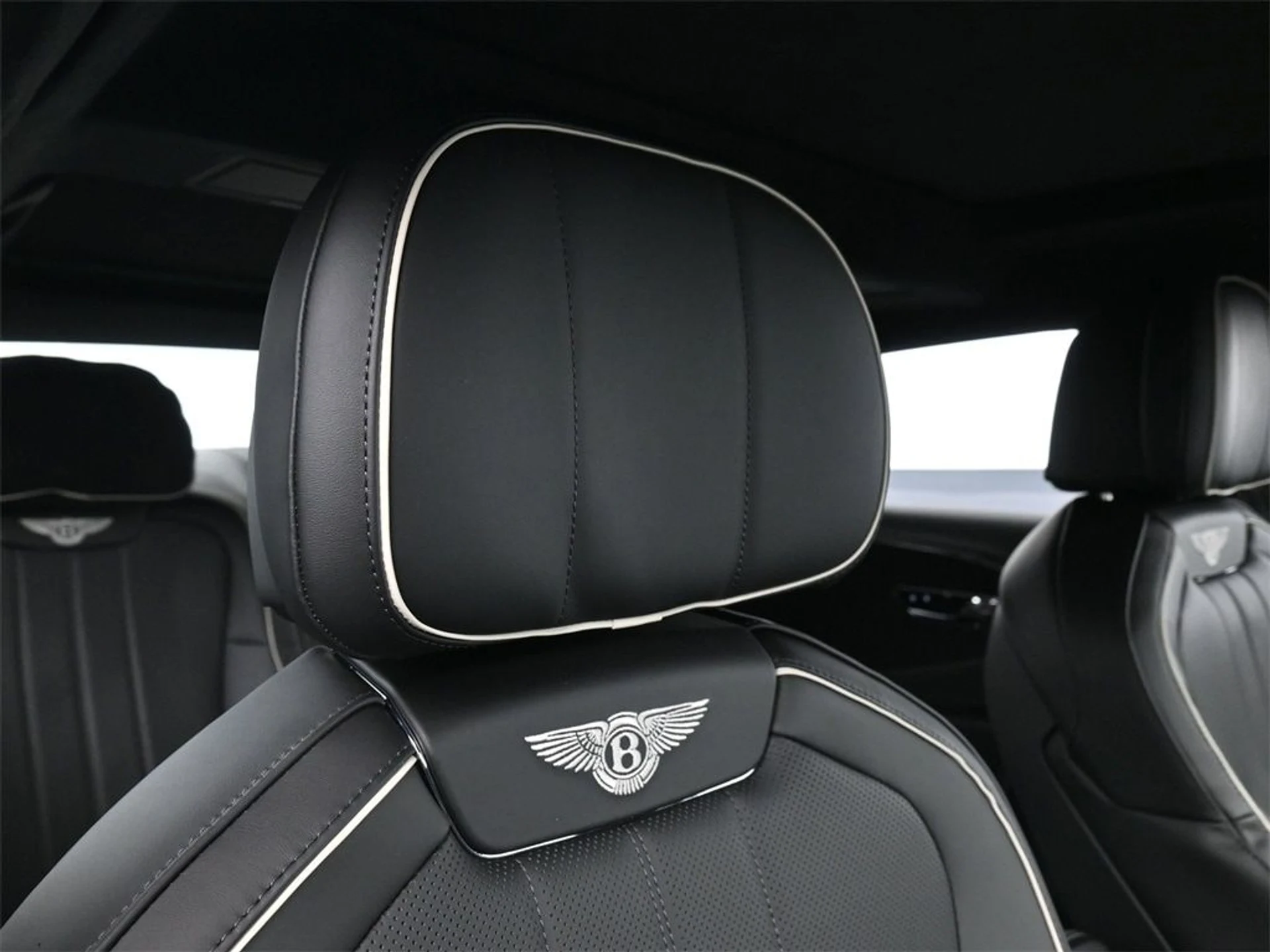 mph017_3191010238_794013323a2af2e92ce63ca99f3f314ax_ad55499457