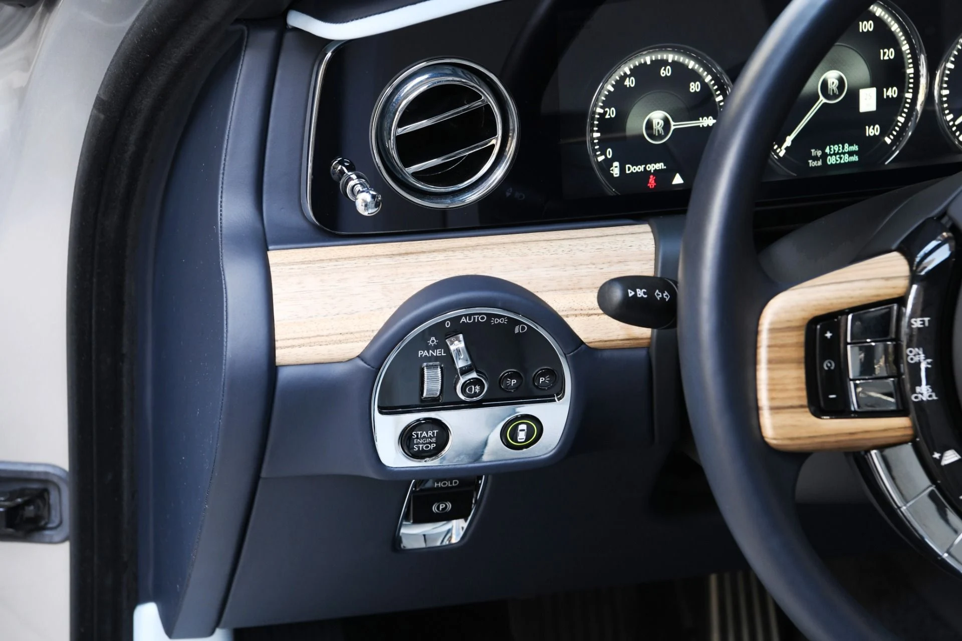 mph017_3192148372_9517_p19_l_685d4352ed