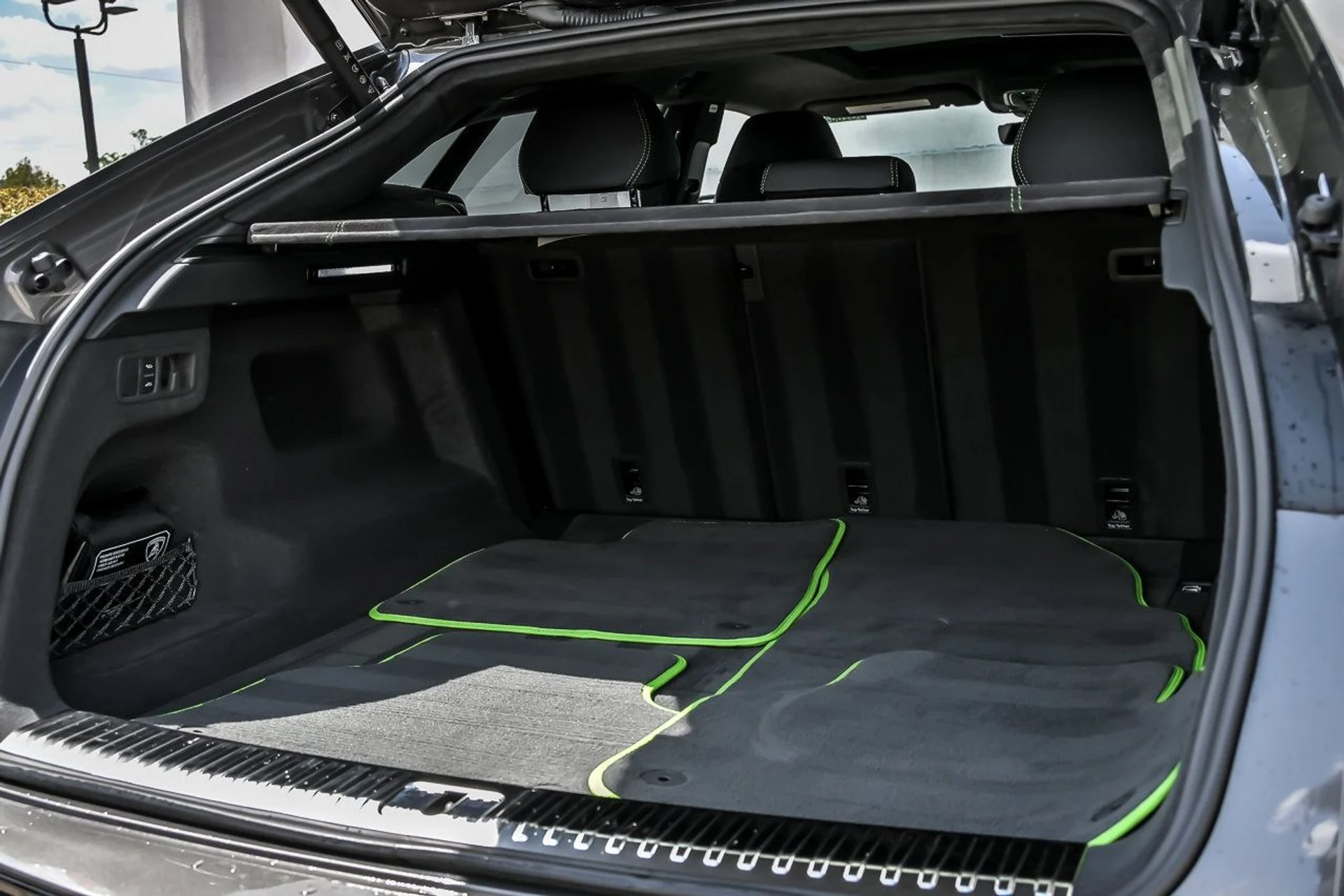 mph017_3193285672_015723811c0141e811581b4fcb29a149x_d32b3cddfa