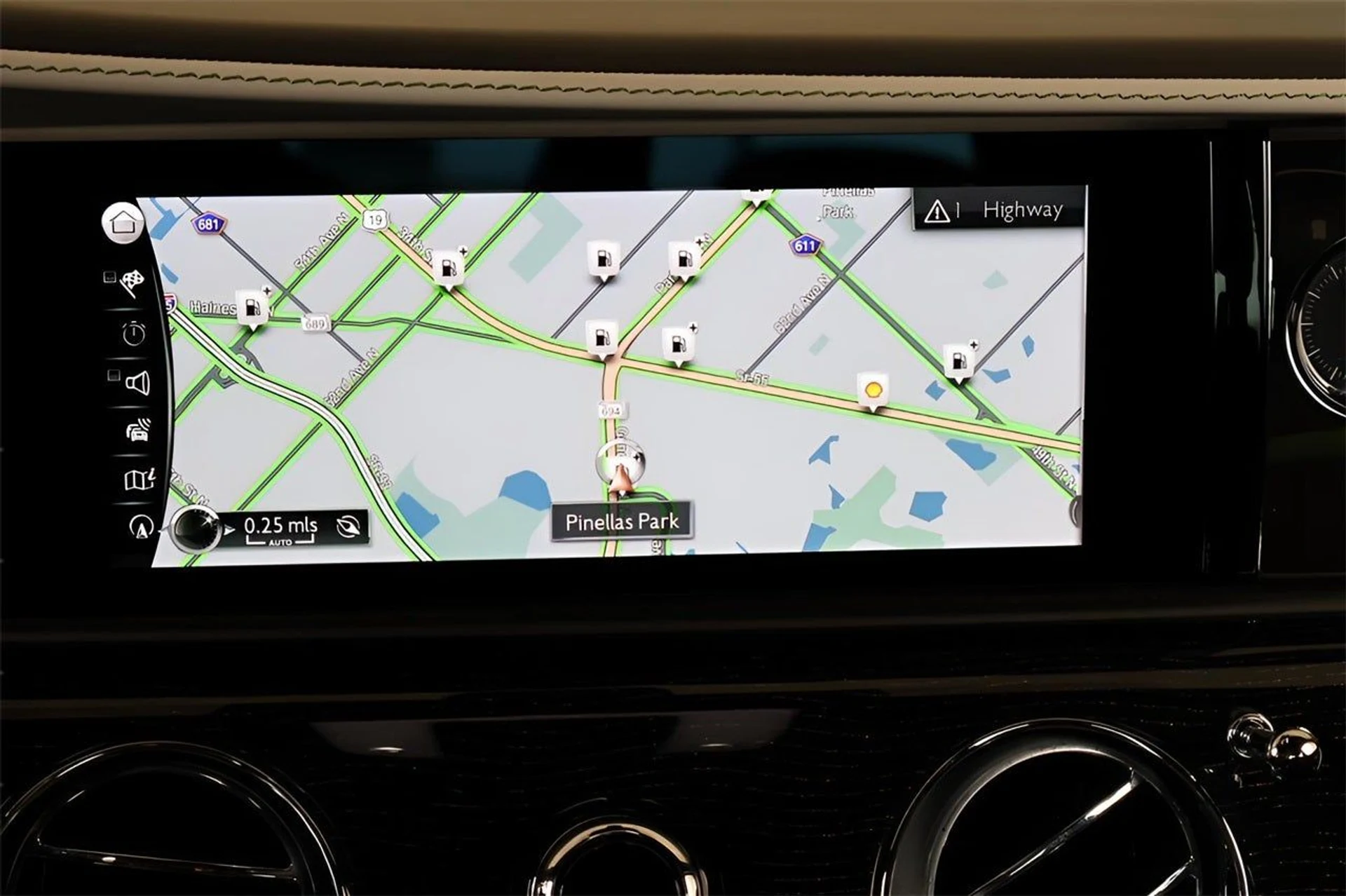 mph017_3196272187_18_94d6940dad