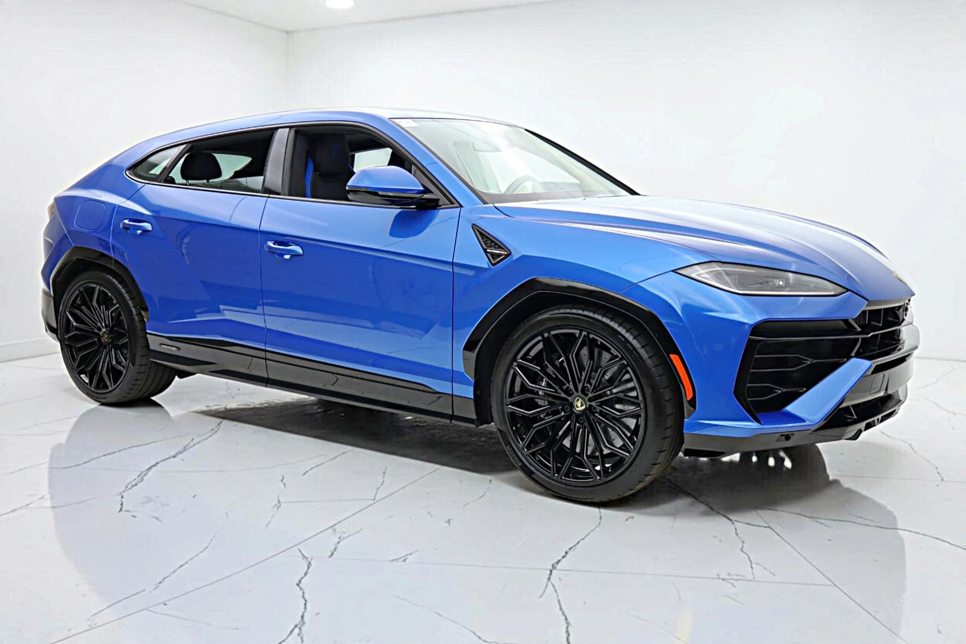 mph017_3200032934_New_2026_Lamborghini_Urus_SE_5eccdfb673