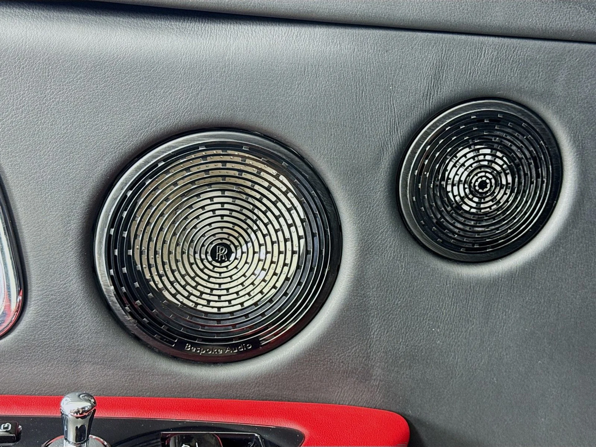 mph017_3200629408_37c1d626874deb4da913b5e71b22b8f0x_19bde317f5