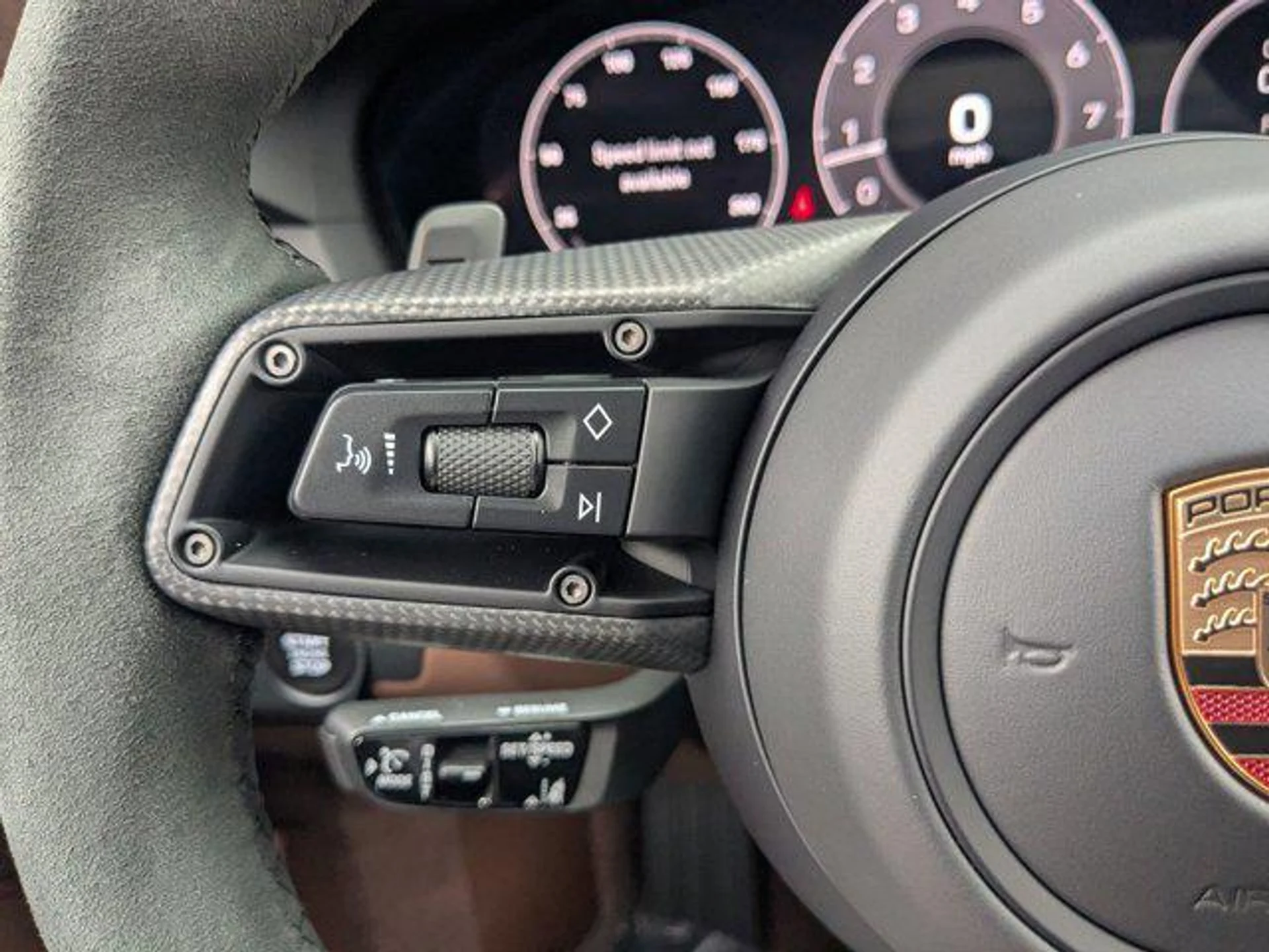 mph017_3201584950_Gcs_PV_Fmyxoi_FK_08yg_O8t51o_YW_A_2a7861b711