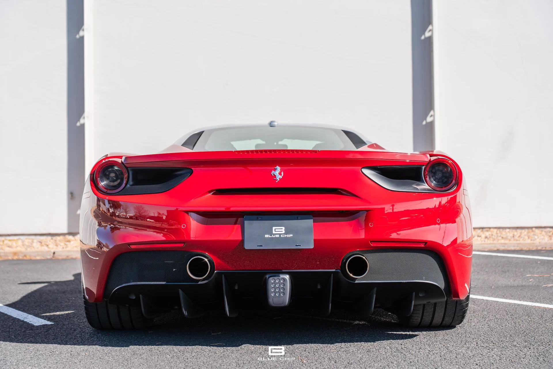 mph017_3202850922_67f5af5b7611da8d772b4667_BC_488_GTB_70th_Silver_Roof_170_c2550d3541