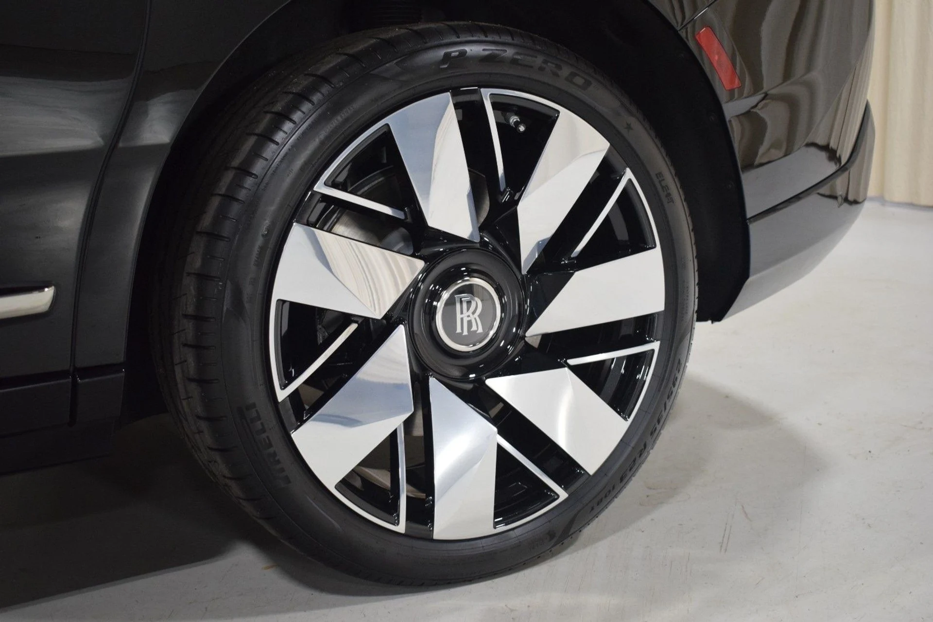 mph017_3203615227_290925a12c80ed49897f6679dc9f3c34x_fd7e356569