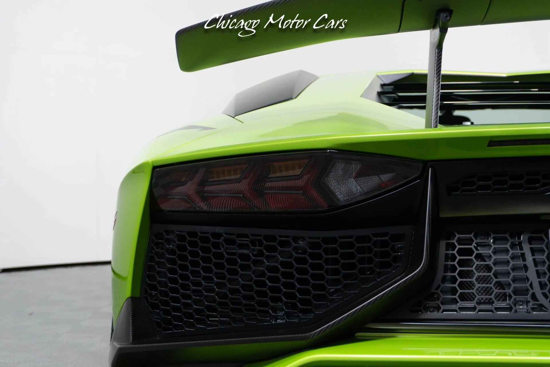 mph017_320626089_13081_p18_l_b9768b3f85