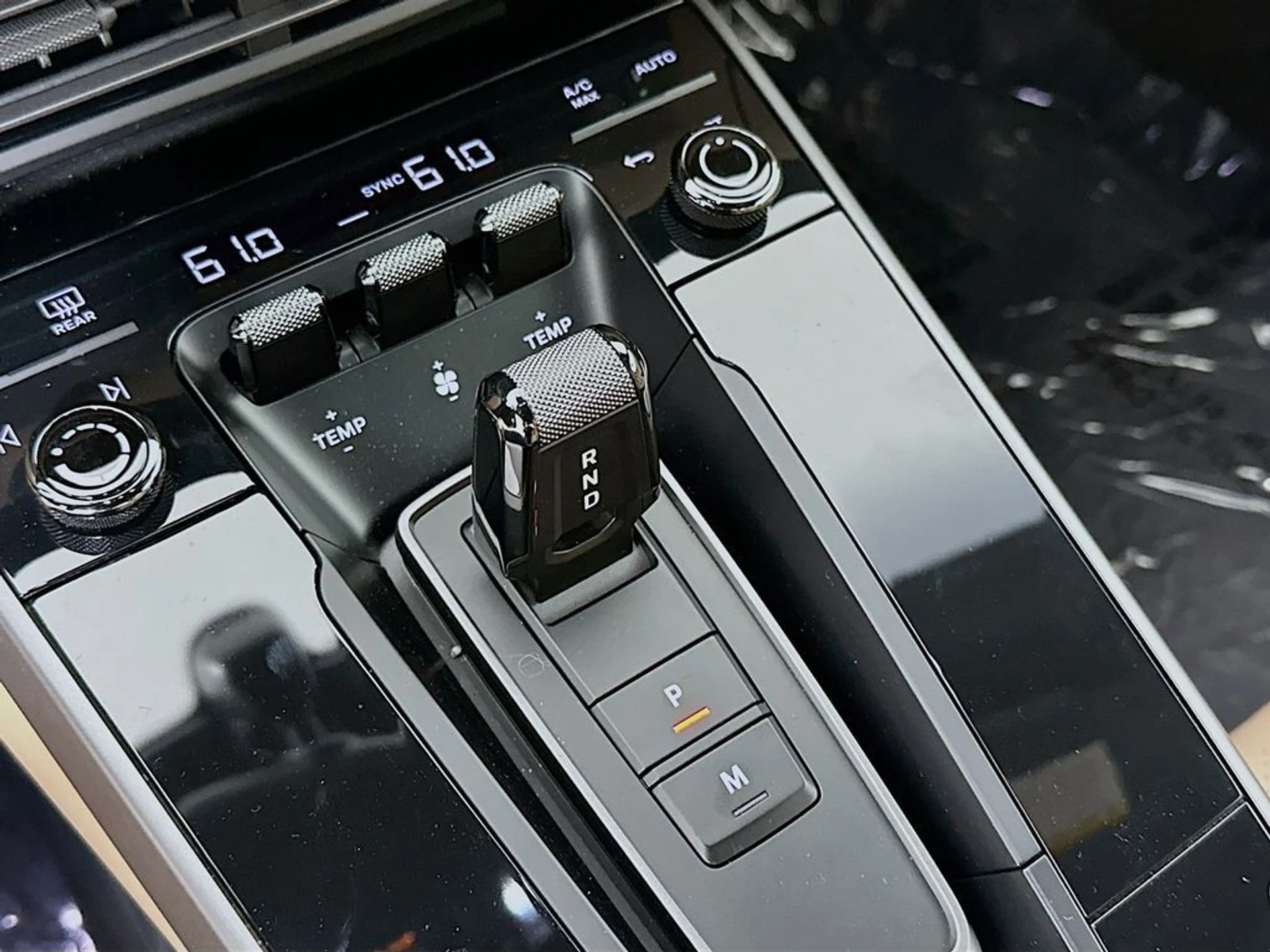 mph017_3213866172_bc17080e40316d8a645ef78e48bdeaa9x_1d6b9b47dd