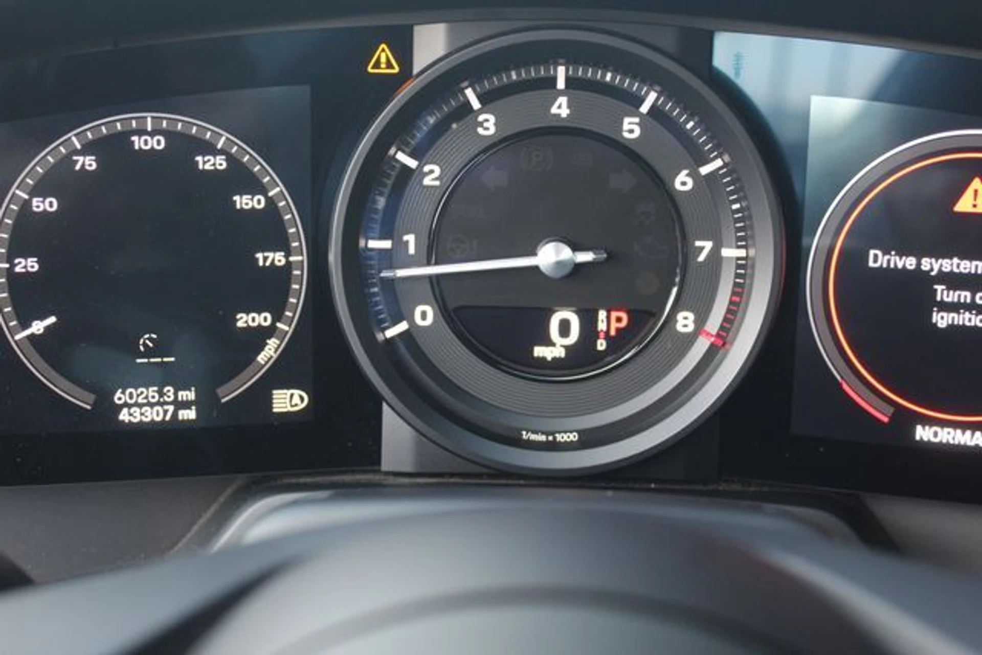 mph017_3219968146_77bbfbc34e6d218b4229669d7048305ax_b5dce6173f