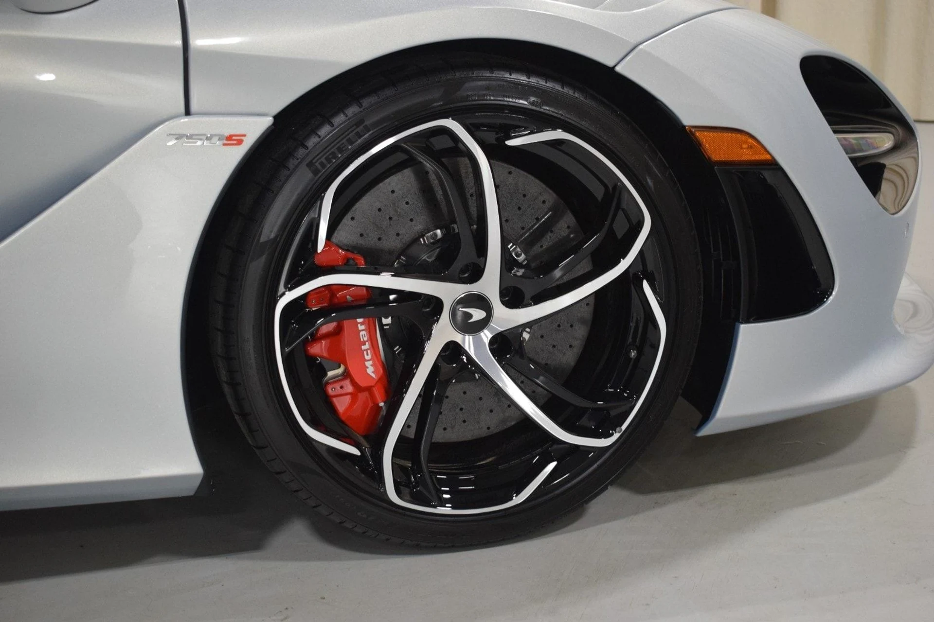 mph017_322118341_76a89134280f8a814f082fc2f77aa404x_4ae3209d1c