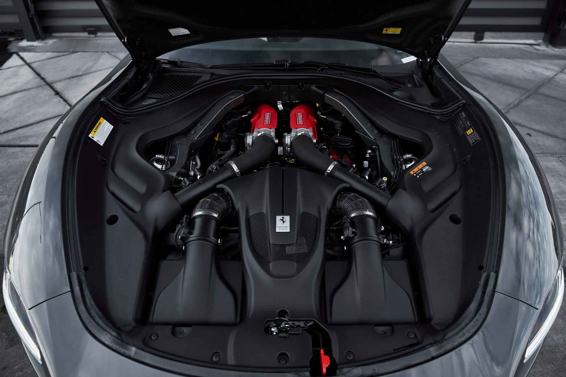 mph017_3221624191_Used_2024_Ferrari_Roma_Base_1769222093_60d7a1e0d8