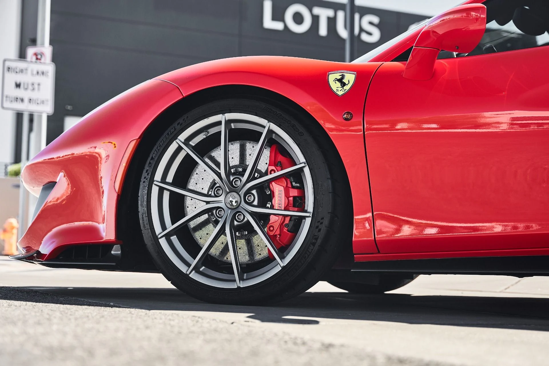 mph017_3225303000_Used_2020_Ferrari_488_Pista_Base_1785808774_361b9b7c5b