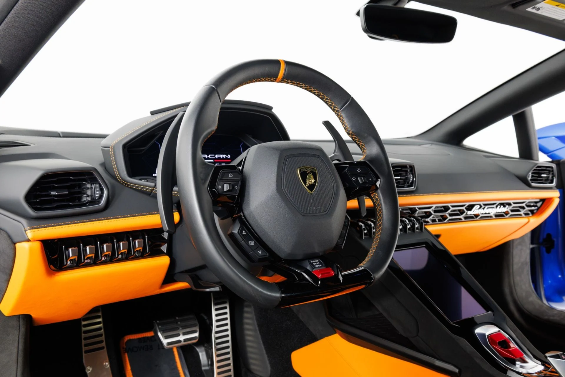 mph017_3225667197_Used_2023_Lamborghini_Huracan_Tecnica_1784830834_a3eb18f901