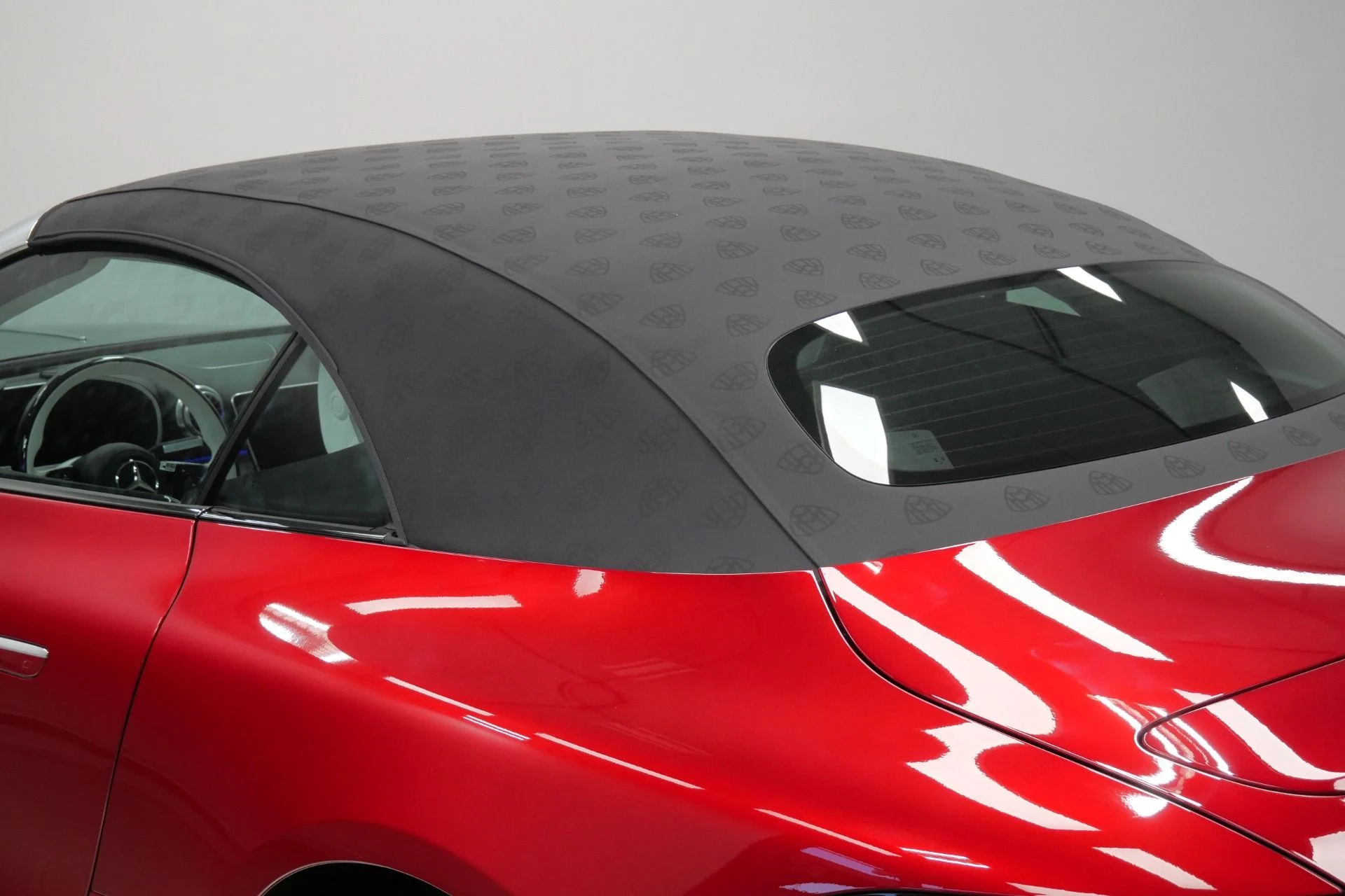 mph017_3229414559_Used_2026_Mercedes_Benz_Maybach_SL_680_Monogram_Series_As_New_Condition_1767976694_1c1fdde9ed