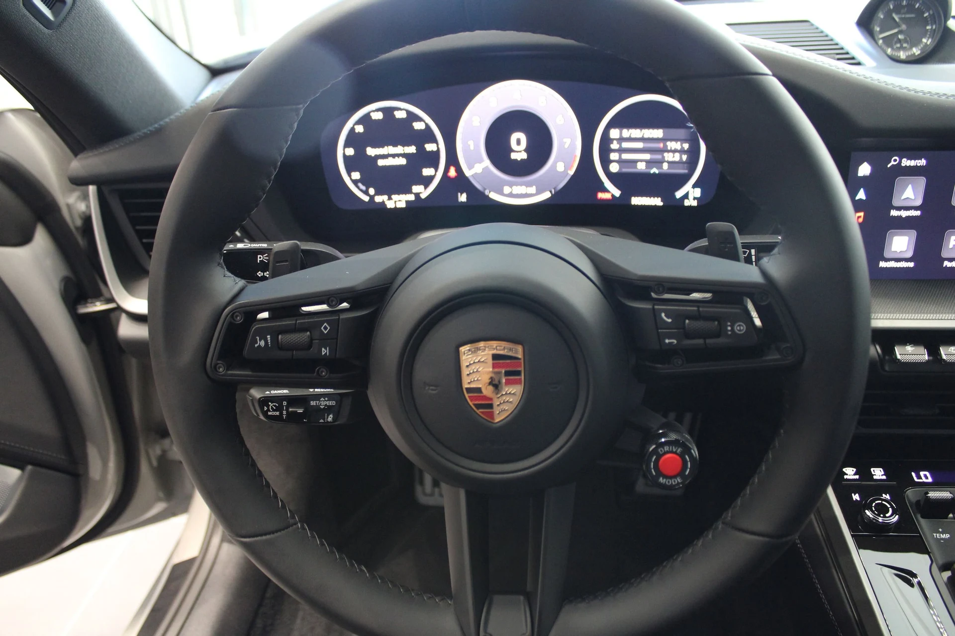 mph017_323812982_0350fcd79e3af5ad0d44b608ef48f26ax_5569bd98ce