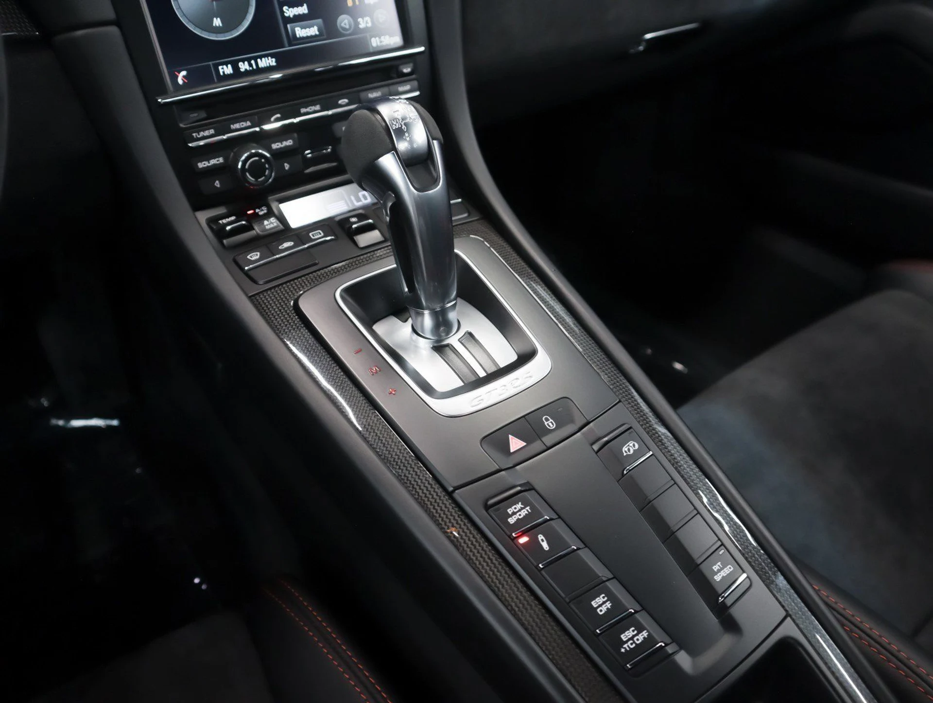 mph017_3244859501_443d06e04a8c92eace8cc8fa75601a8d_60d7043156