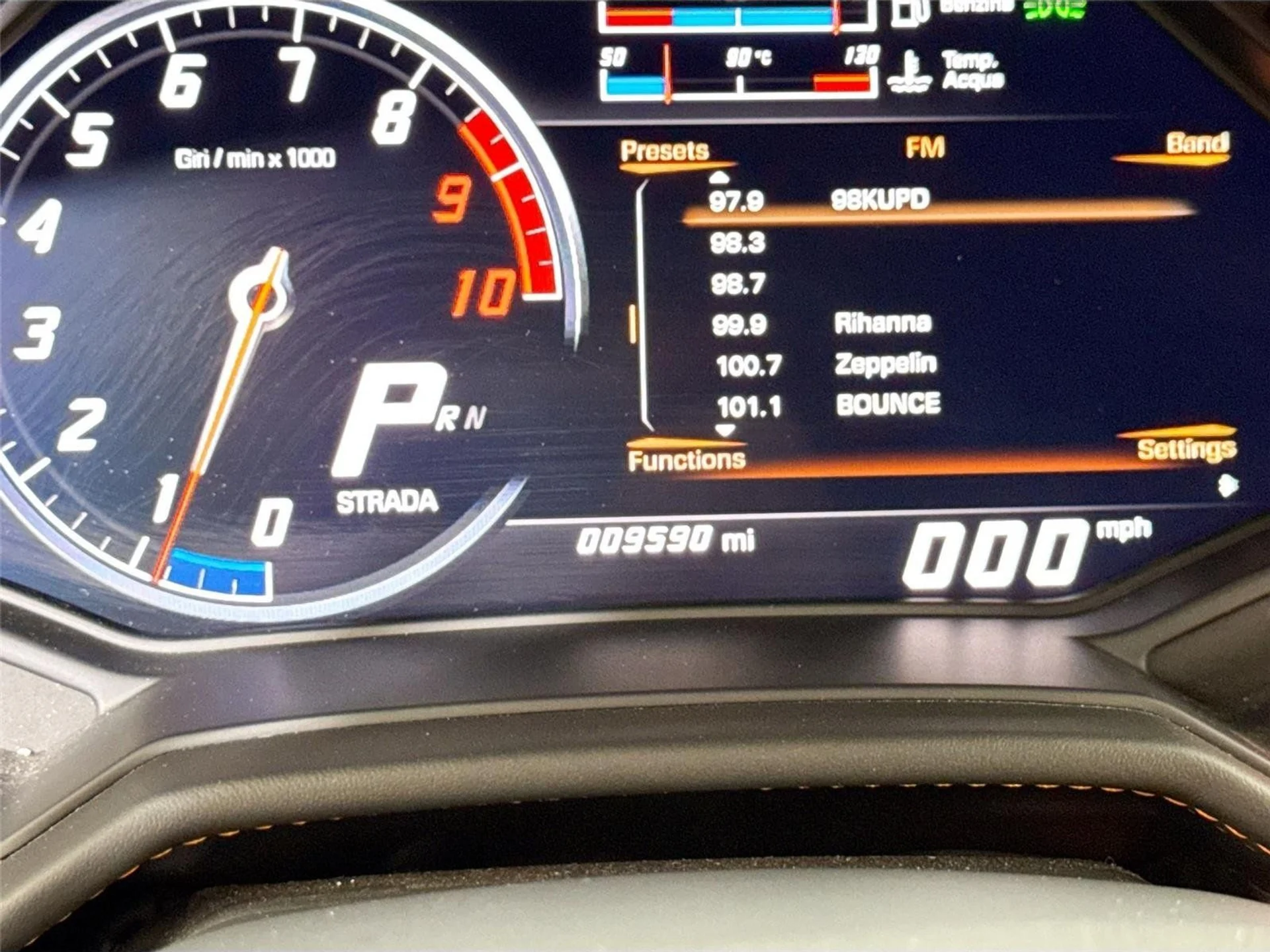 mph017_3252663277_64d77079065330373e24f5b36d586e03_c6eb074013