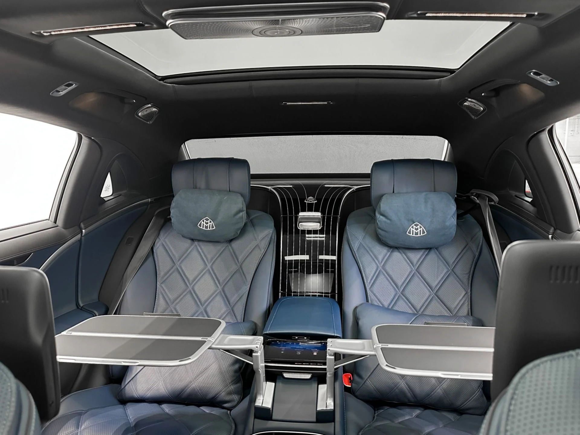 mph017_3253338520_Used_2024_Mercedes_Benz_Mercedes_Maybach_S_680_4_MATIC_AMG_V12_Factory_Two_Tone_Executive_Rear_Seats_1772055459_45e034a67d