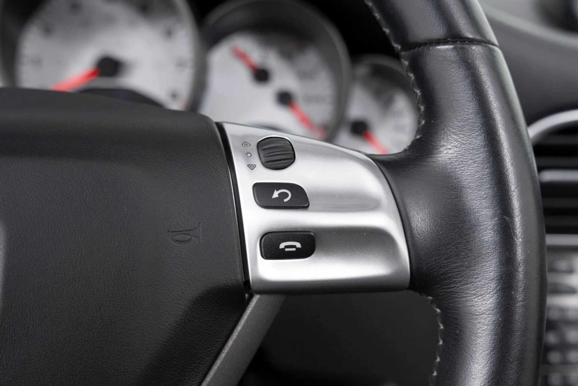 mph017_3265854538_Used_2006_Porsche_911_Carrera_S_Carrera_S_1756323796_c3c6b3669c