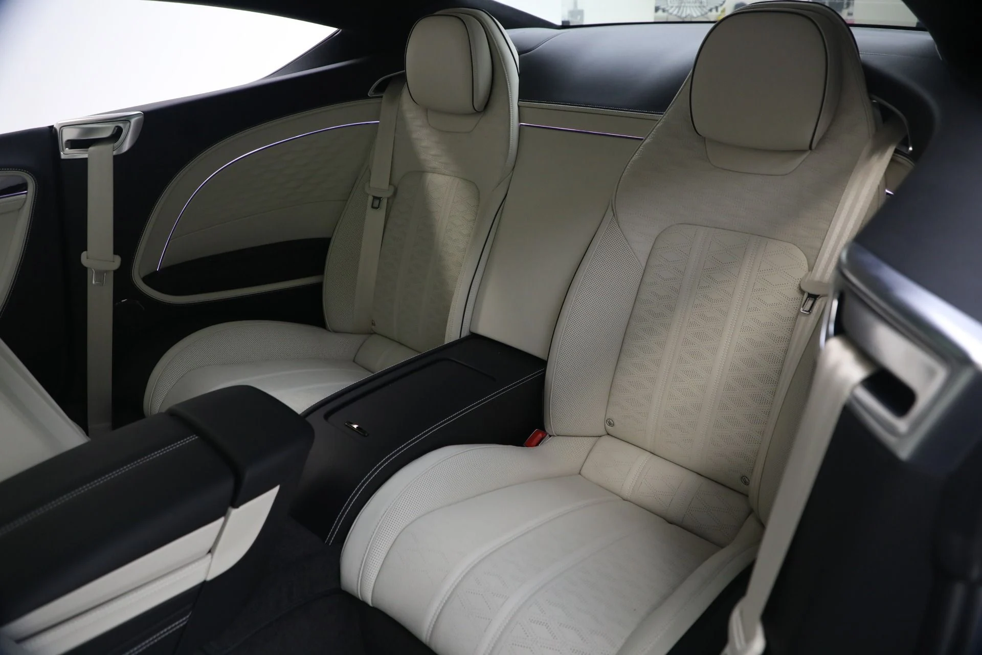 mph017_3268984905_Used_2025_Bentley_Continental_GT_Speed_1770075890_573e763909